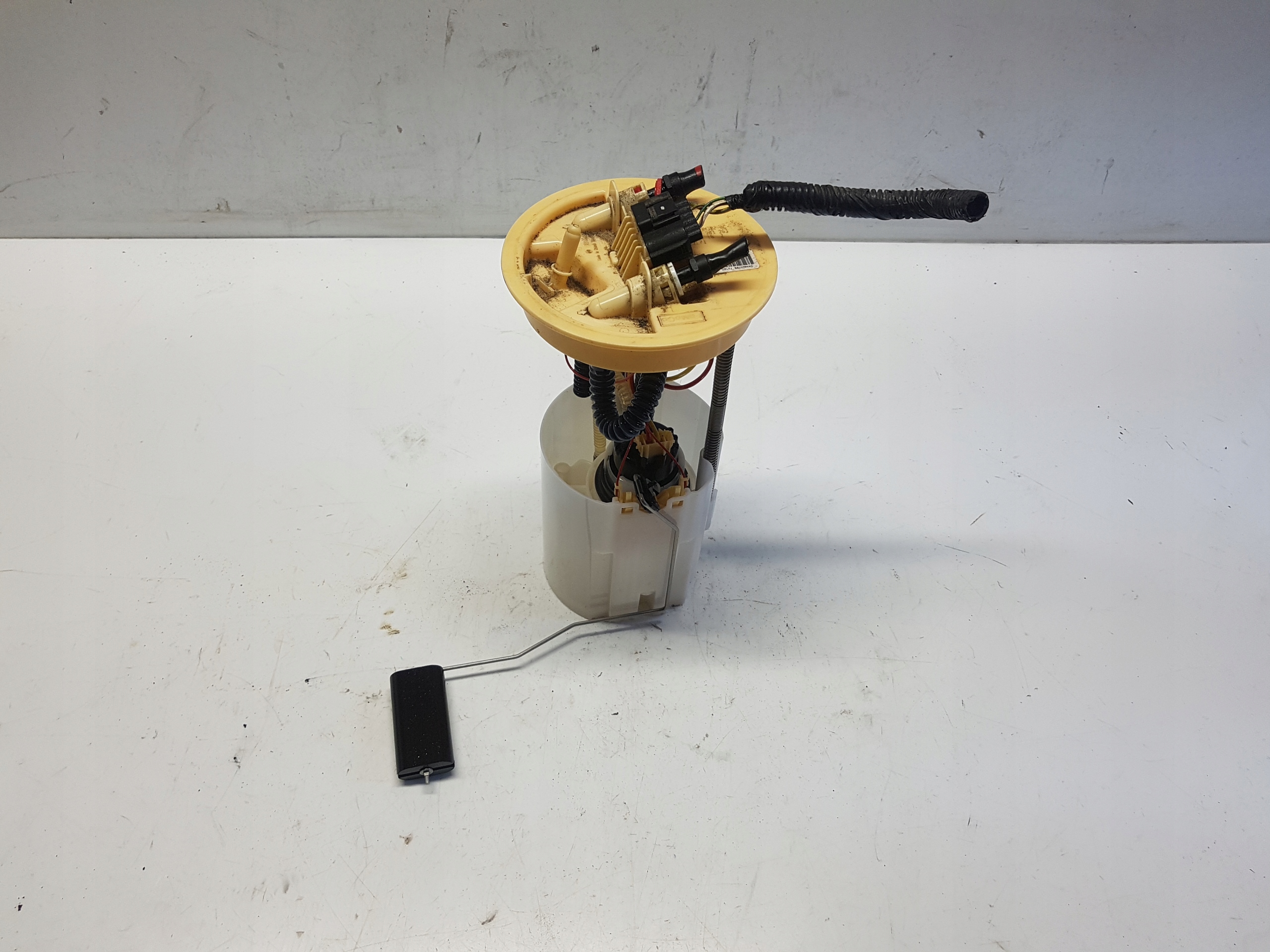 KUGA II MK2 LIFT 2.0TDCi Pompa paliwa