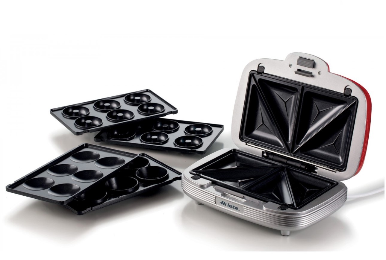 Sendvičovač Ariete 1972/00 červený 700 W, retro