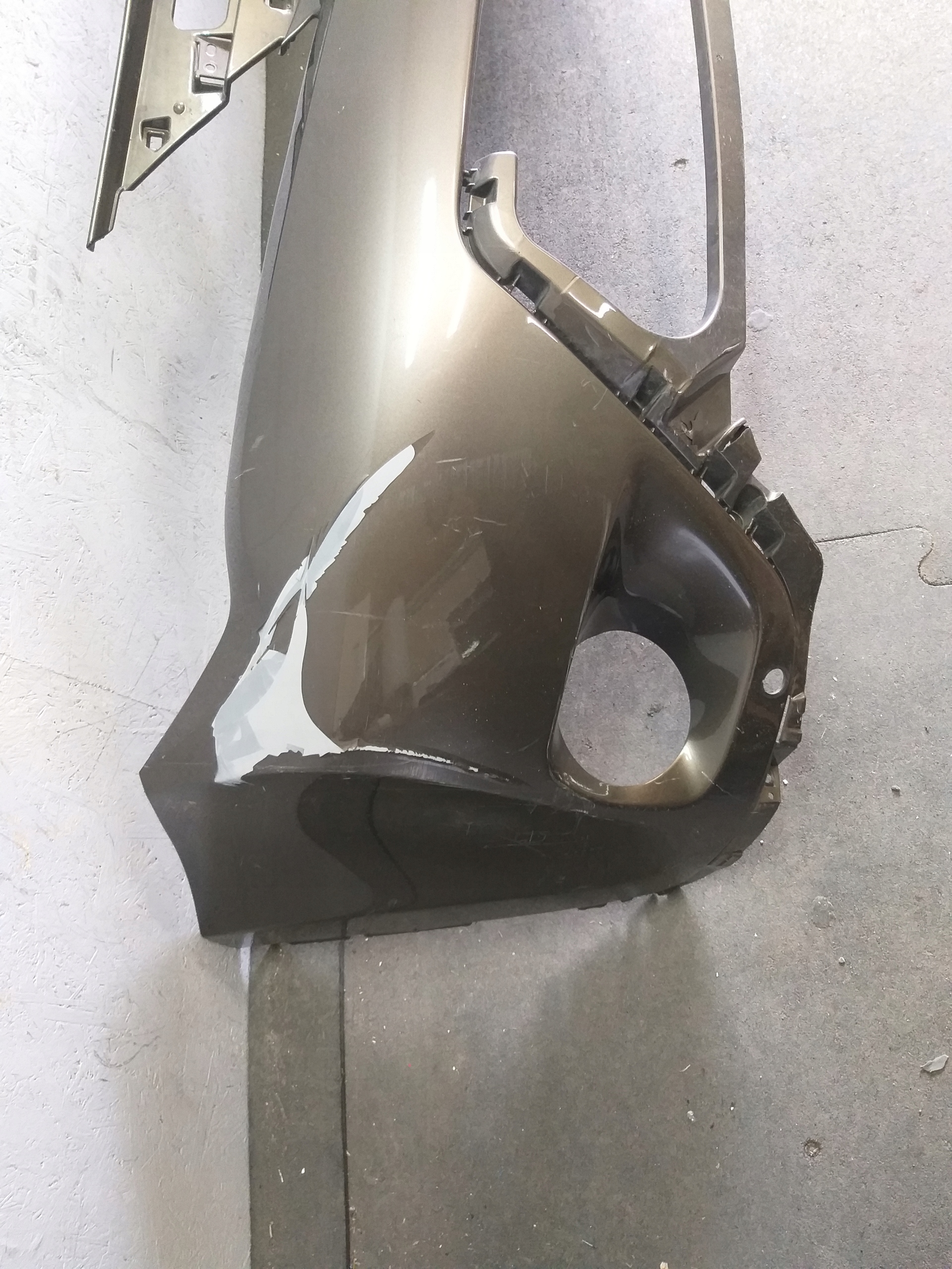 paraurti anteriore TOYOTA RAV 4 13
