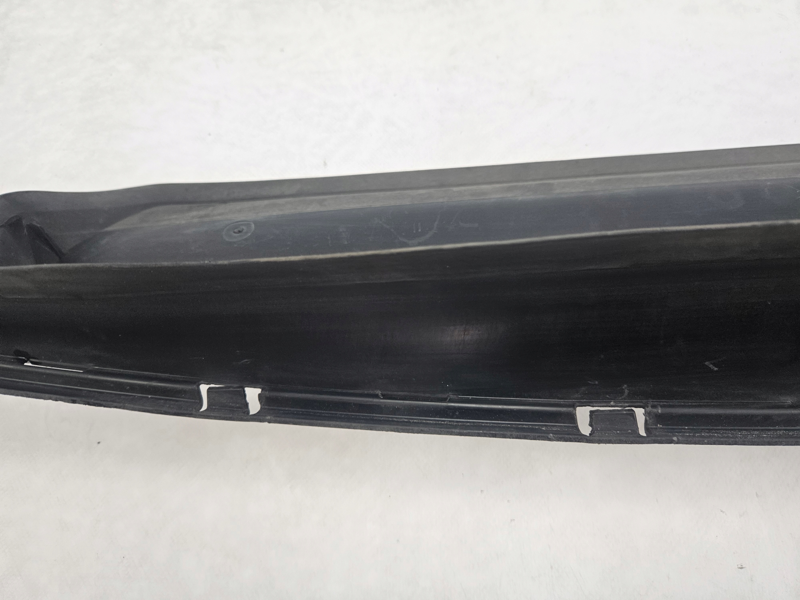 tesla MODEL S РЕСТАЙЛИНГ 2016 -> впуск канал дефлектор воздушный 1057847-00-E