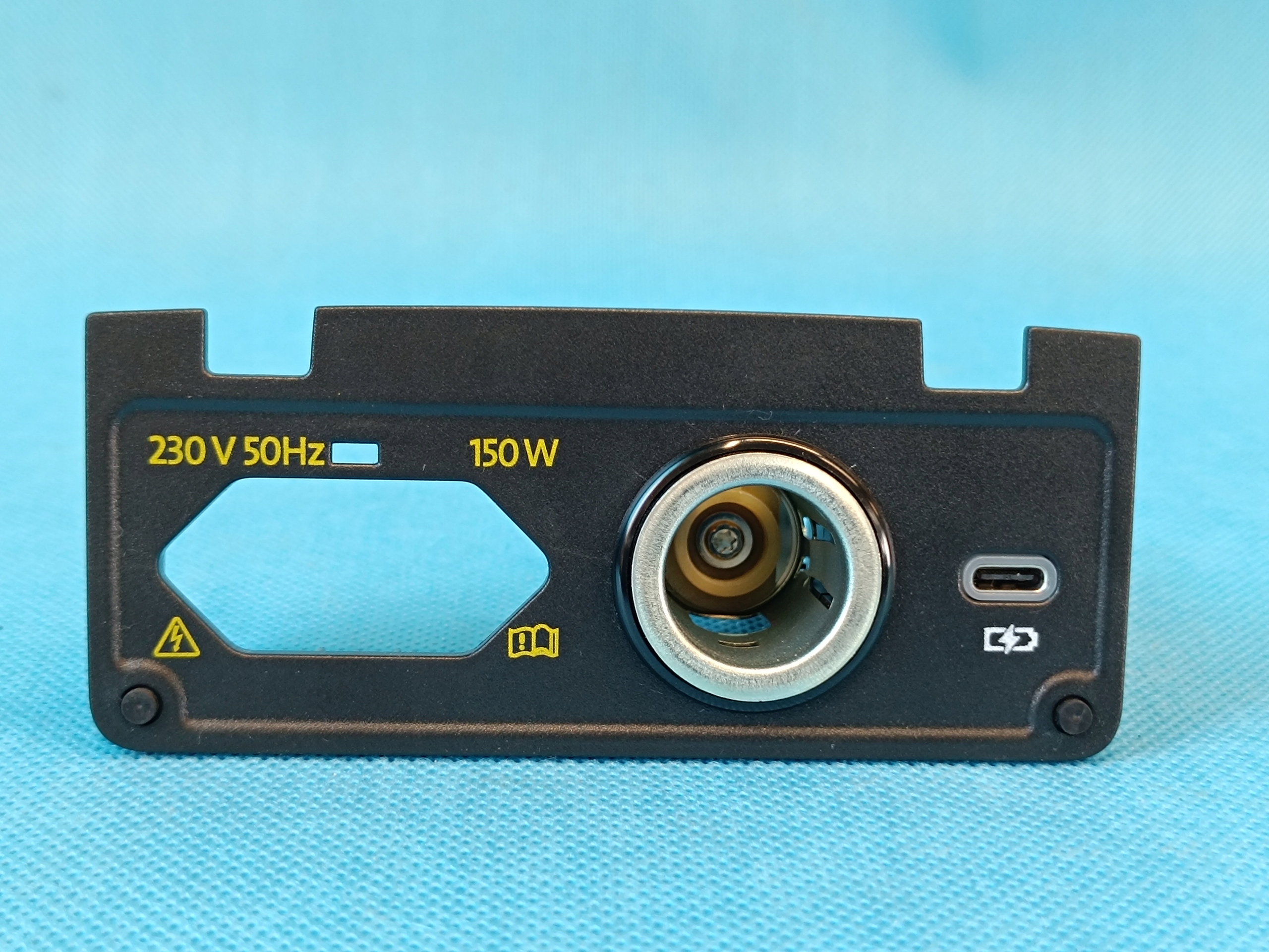 VW ARTEON LIFTBACK 2,0 TDI 147KW 2022 R GNIAZDO USB TYP C 3G5035954