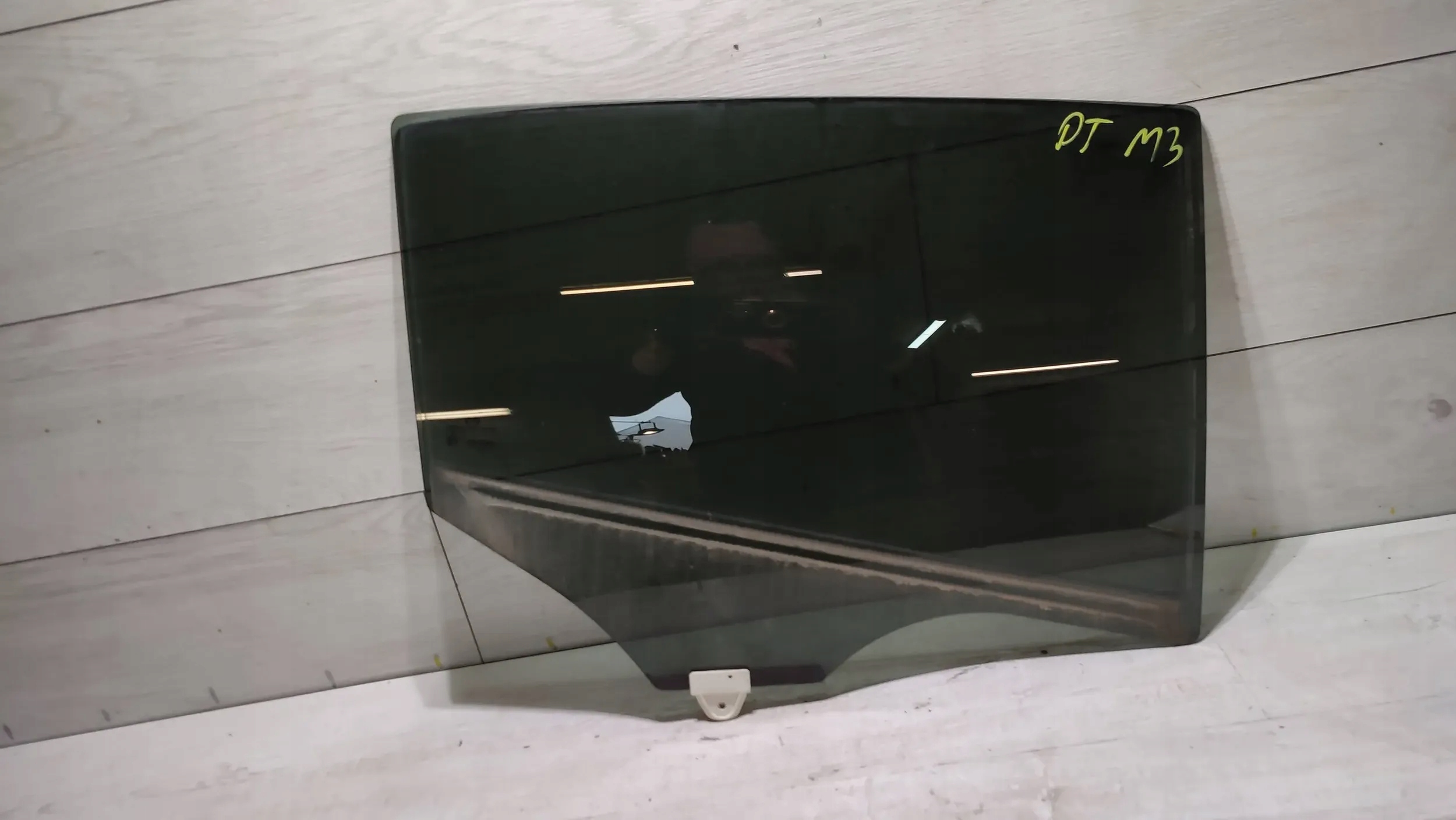 Mazda 3 III BM 17r rear part side right window door