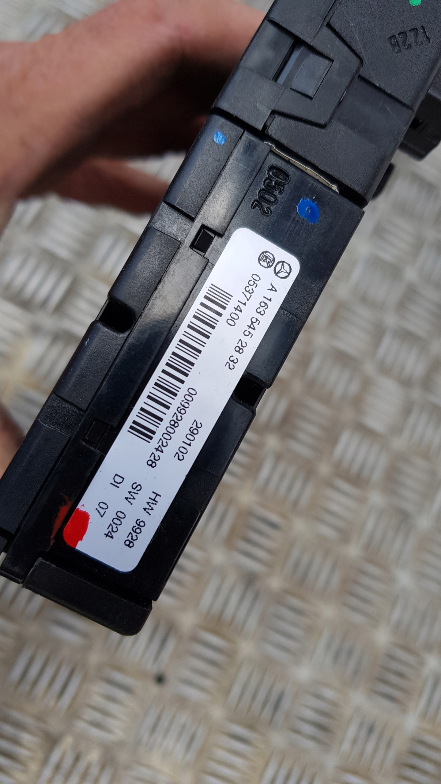 MERCEDES W163 module SAM compartment 1635457332 2.7