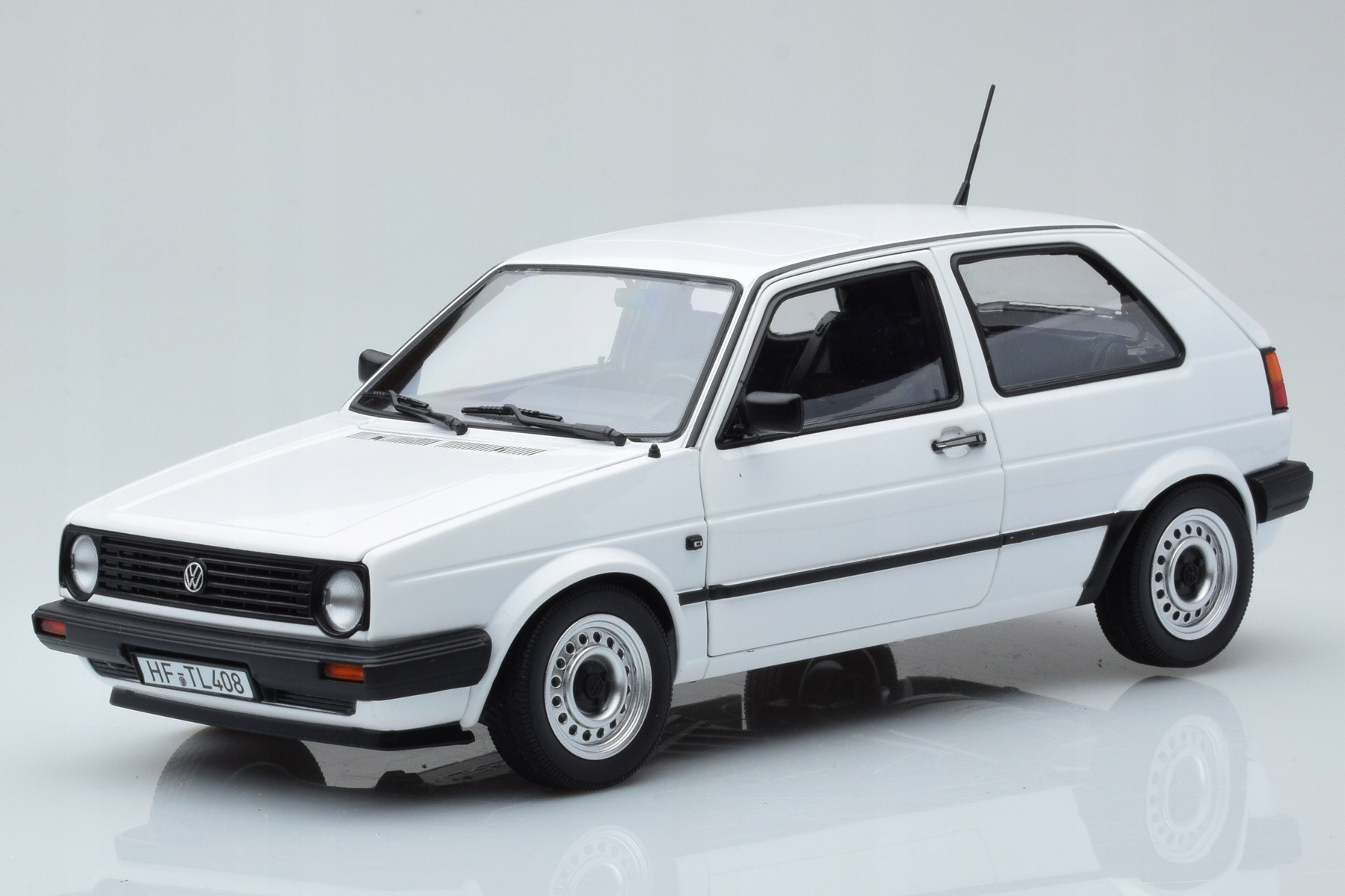 VW Volkswagen Golf MK3 Cabriolet Sliver Norev 1/18