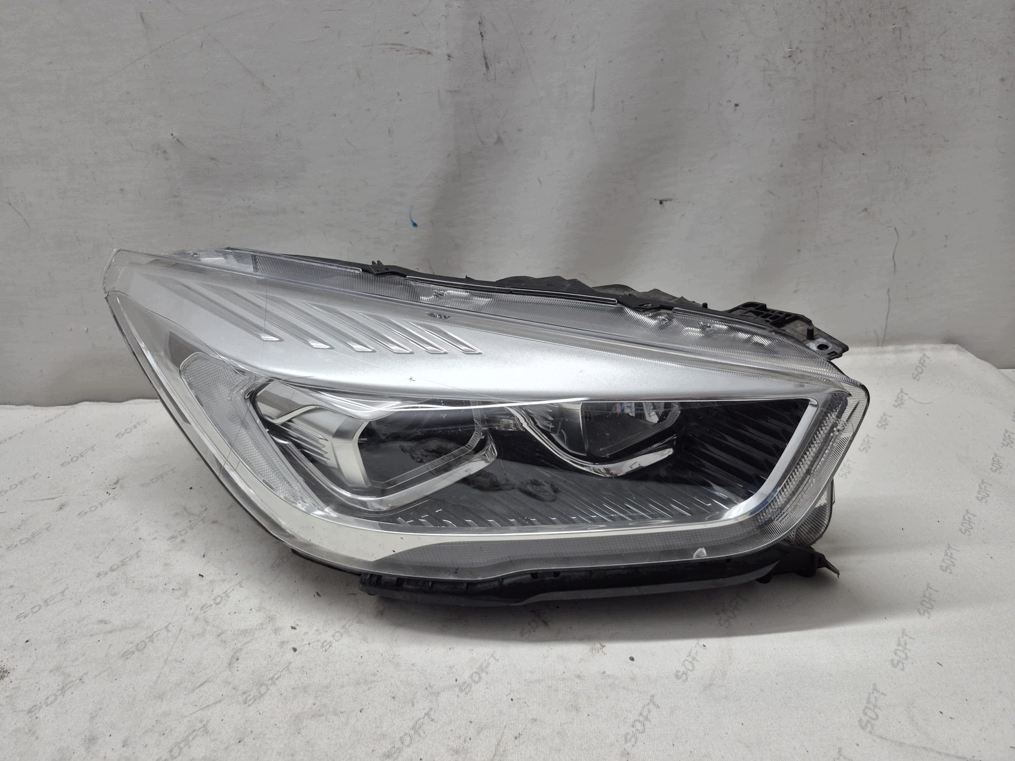 FORD KUGA II MK2 LIFT 16- light right front front XENON for CZESCI