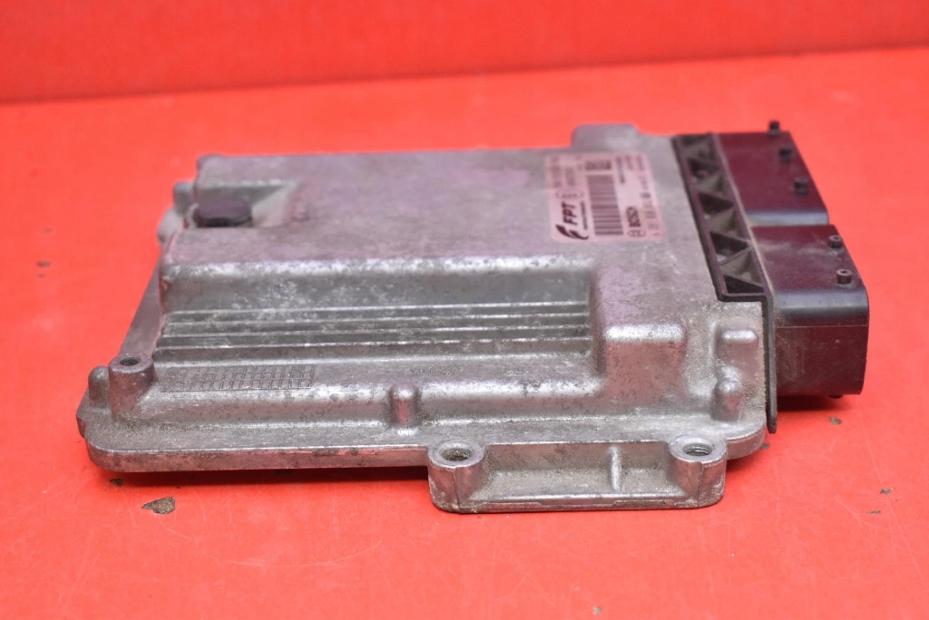 control unit computer of the engine 5801593502 IVECO DAILY 6 VI 3.0 HPI 170 KM 14