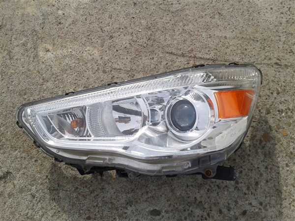 LAMPA LEWA PRZEDNIA MITSUBISHI ASX EUROPA