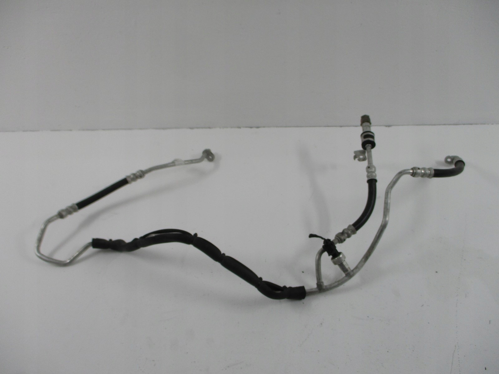 WAZ KLIMATYZACJI PRZEWOD P68302515AC