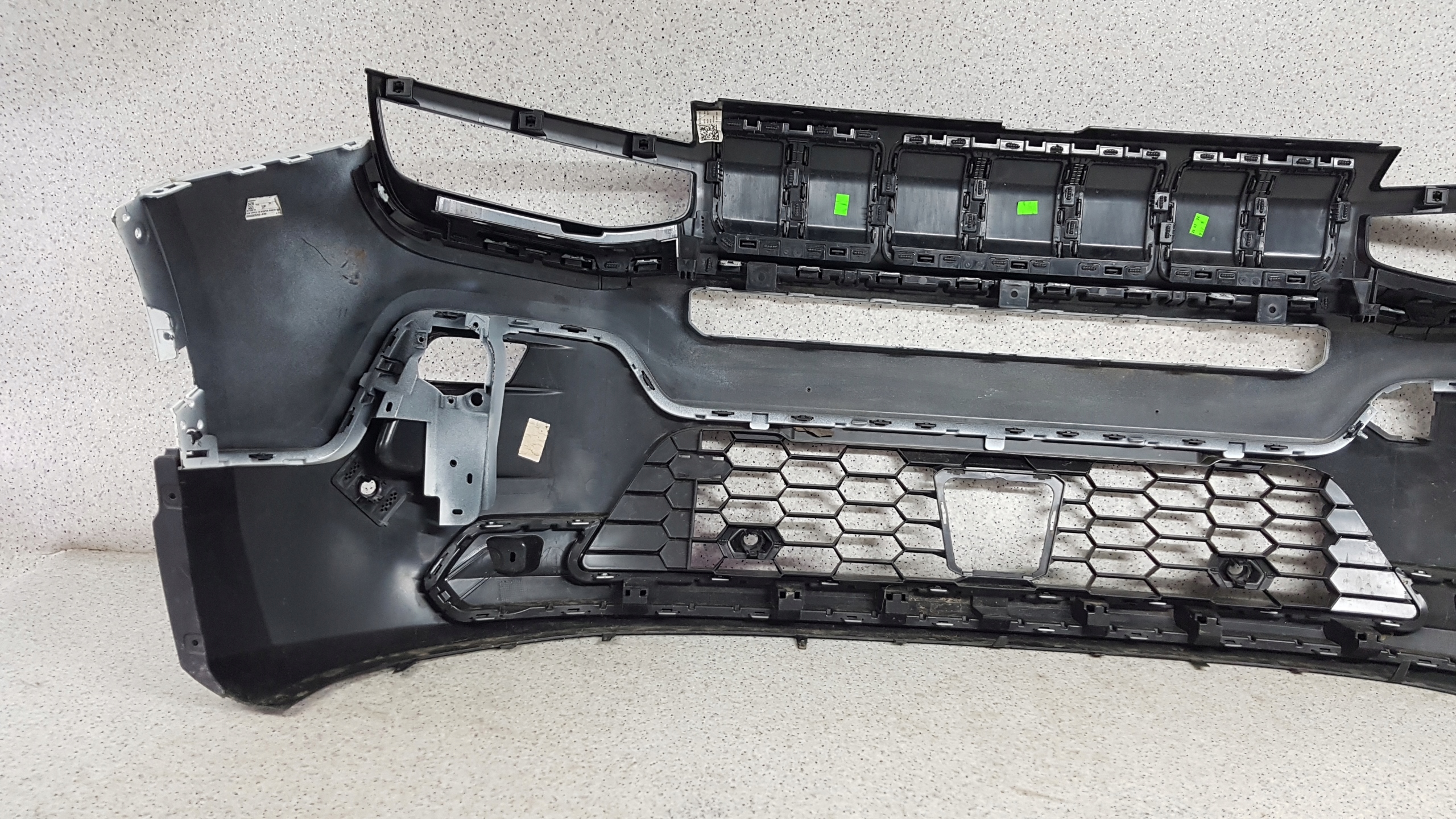 JEEP AVENGER 2022 - bumper front 2579