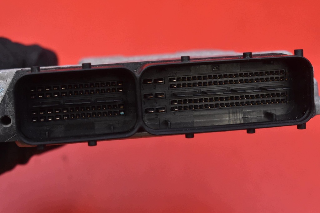 control unit computer of the engine 03C906056CM SKODA OCTAVIA 2 II 1.6 FSI 115 KM