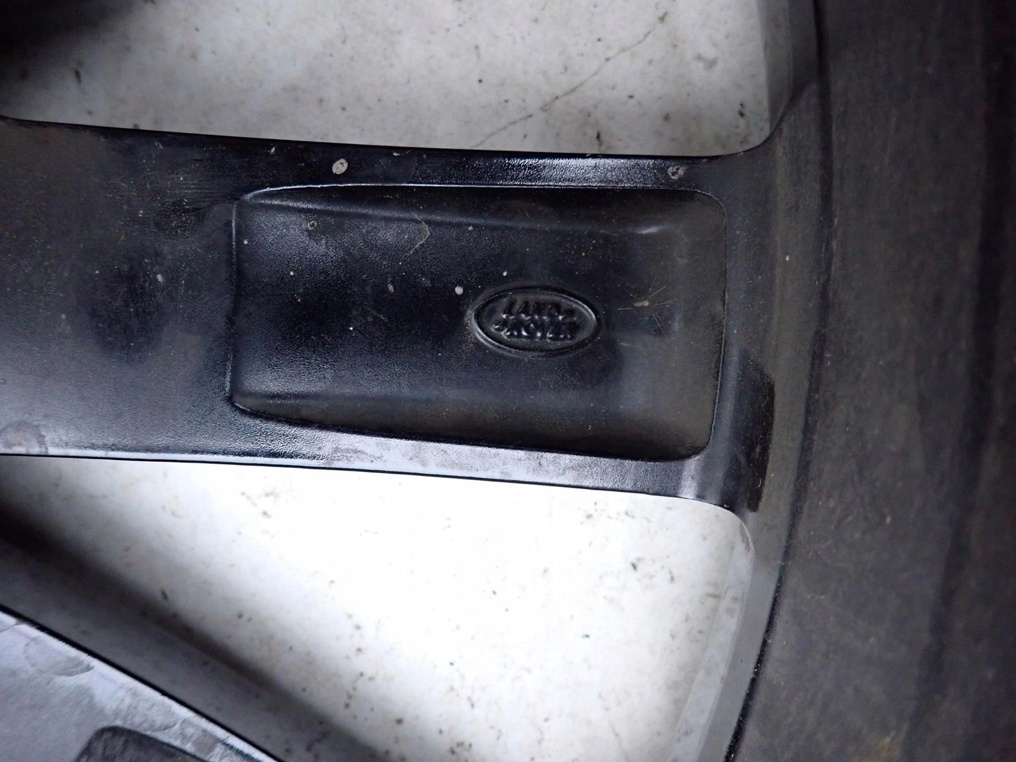 LAND ROVER J8A2-1007-LA 8,5Jx21 21" disk