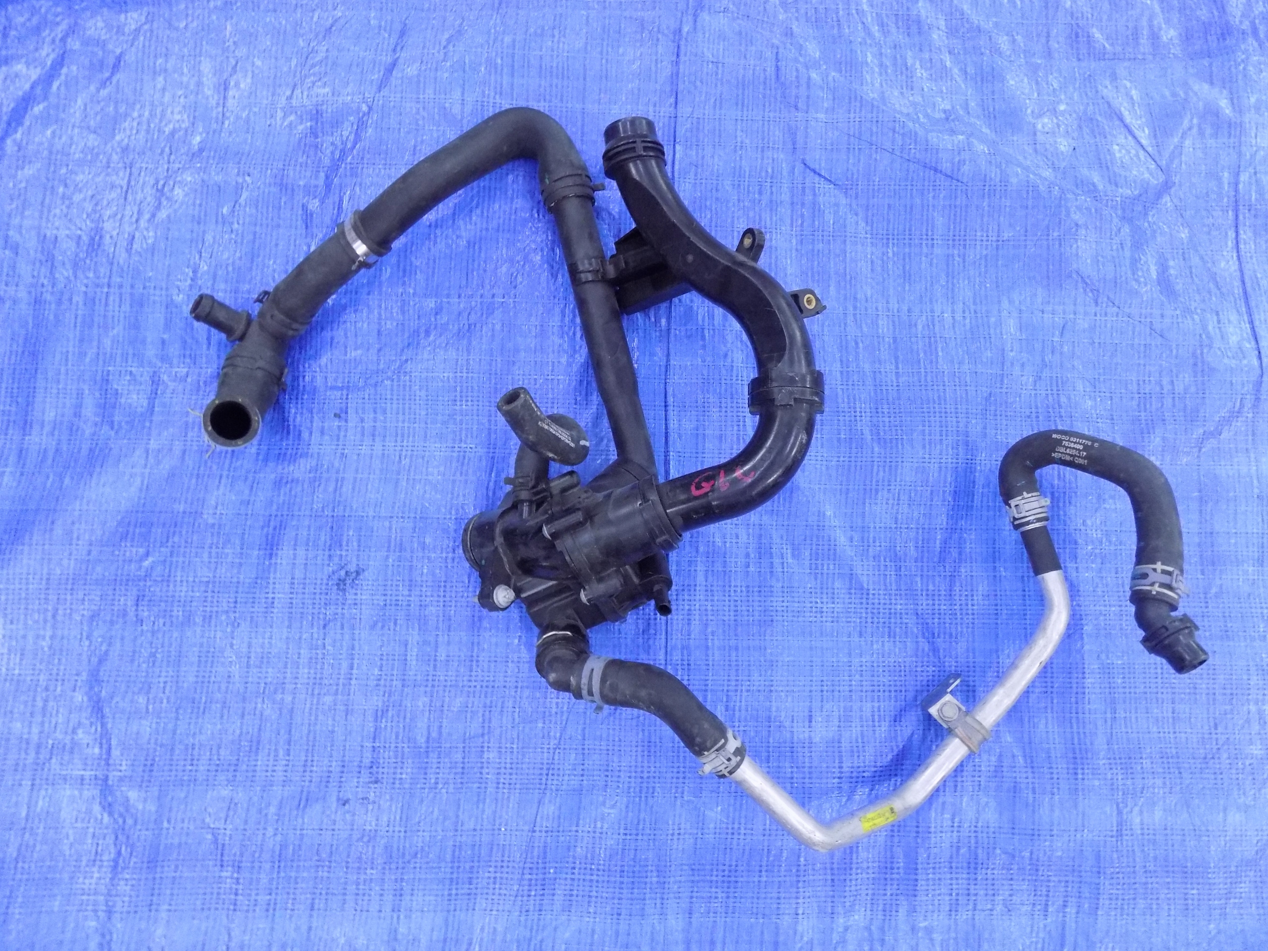 Корпус термостата шланги GLC X253 2.0 CGI 350E