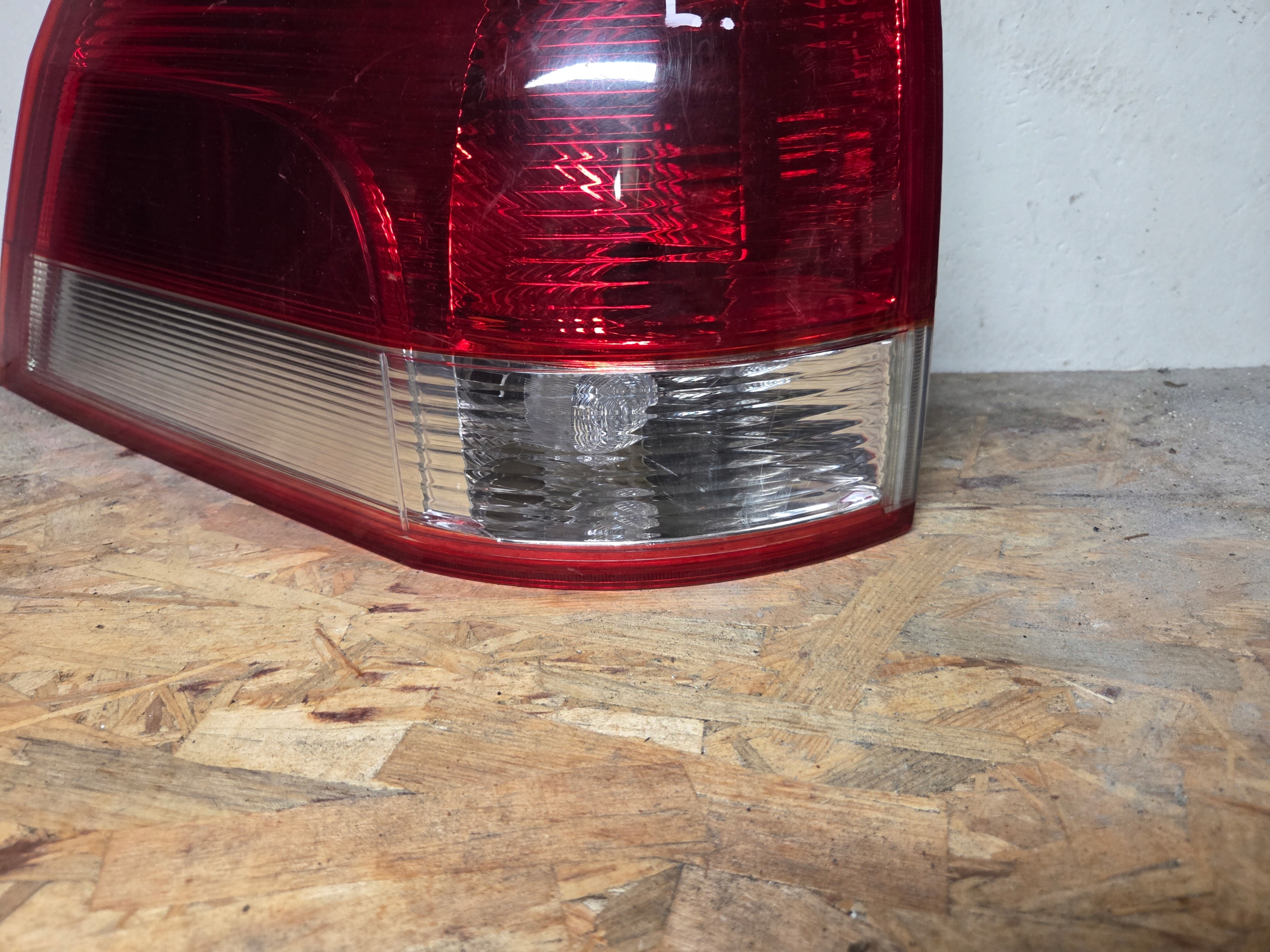 light left rear part left rear OPEL VECTRA C KOMBI 24469461