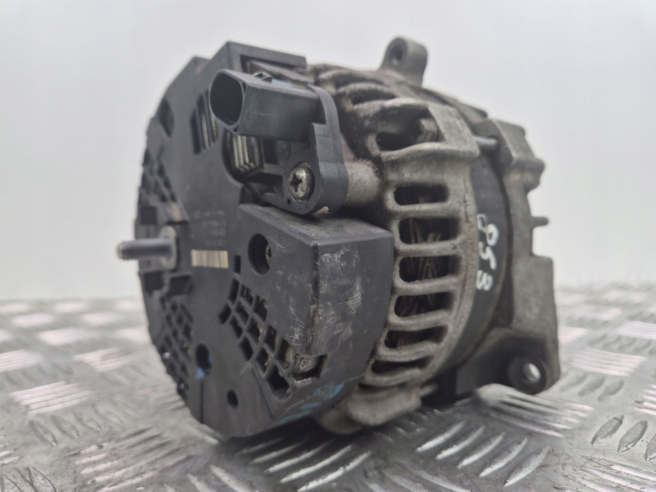 Mercedes A160 W176 Alternator 0125711055