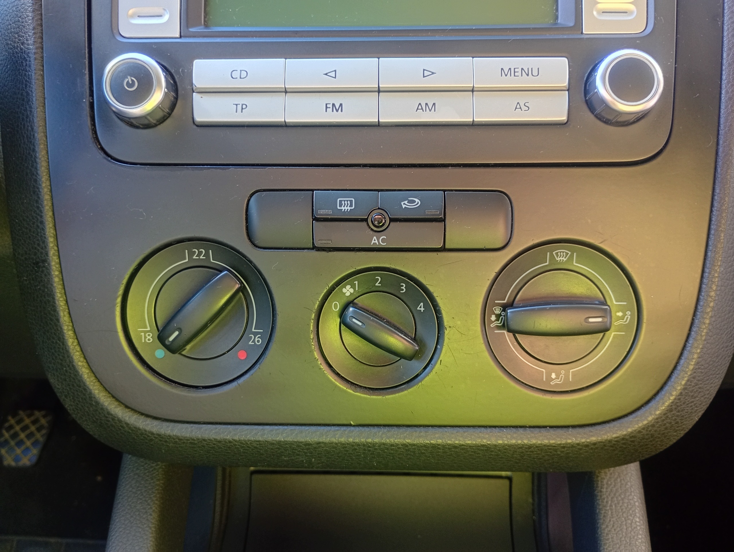 Panel switch regulacja air conditioning devices heating VW Golf V 5 07-09