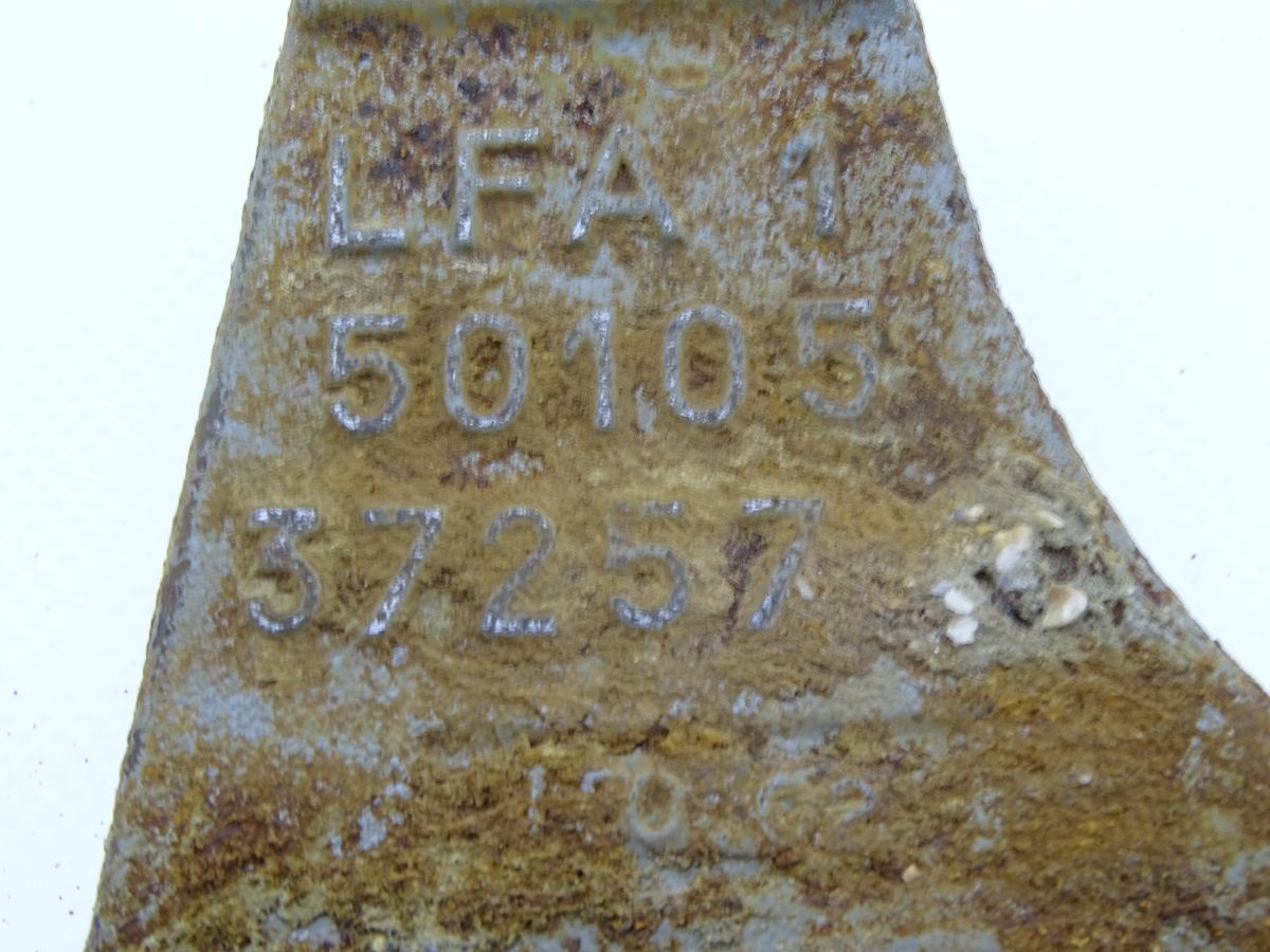 RENAULT MASCOTT 99-10 MOCOWANIE RESORA LEWY PRZÓD TYŁ 5010537257C Producent części Renault OE