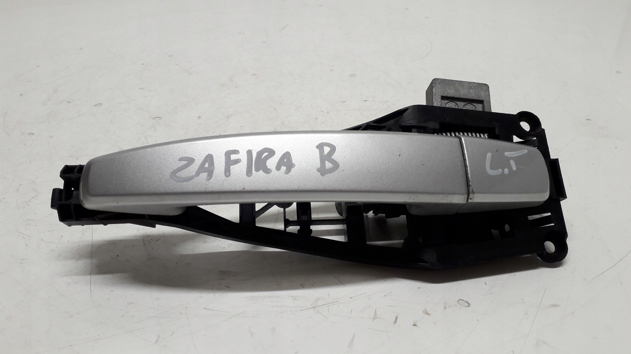 OPEL ZAFIRA B 05- KLAMKA LEWA TYLNA