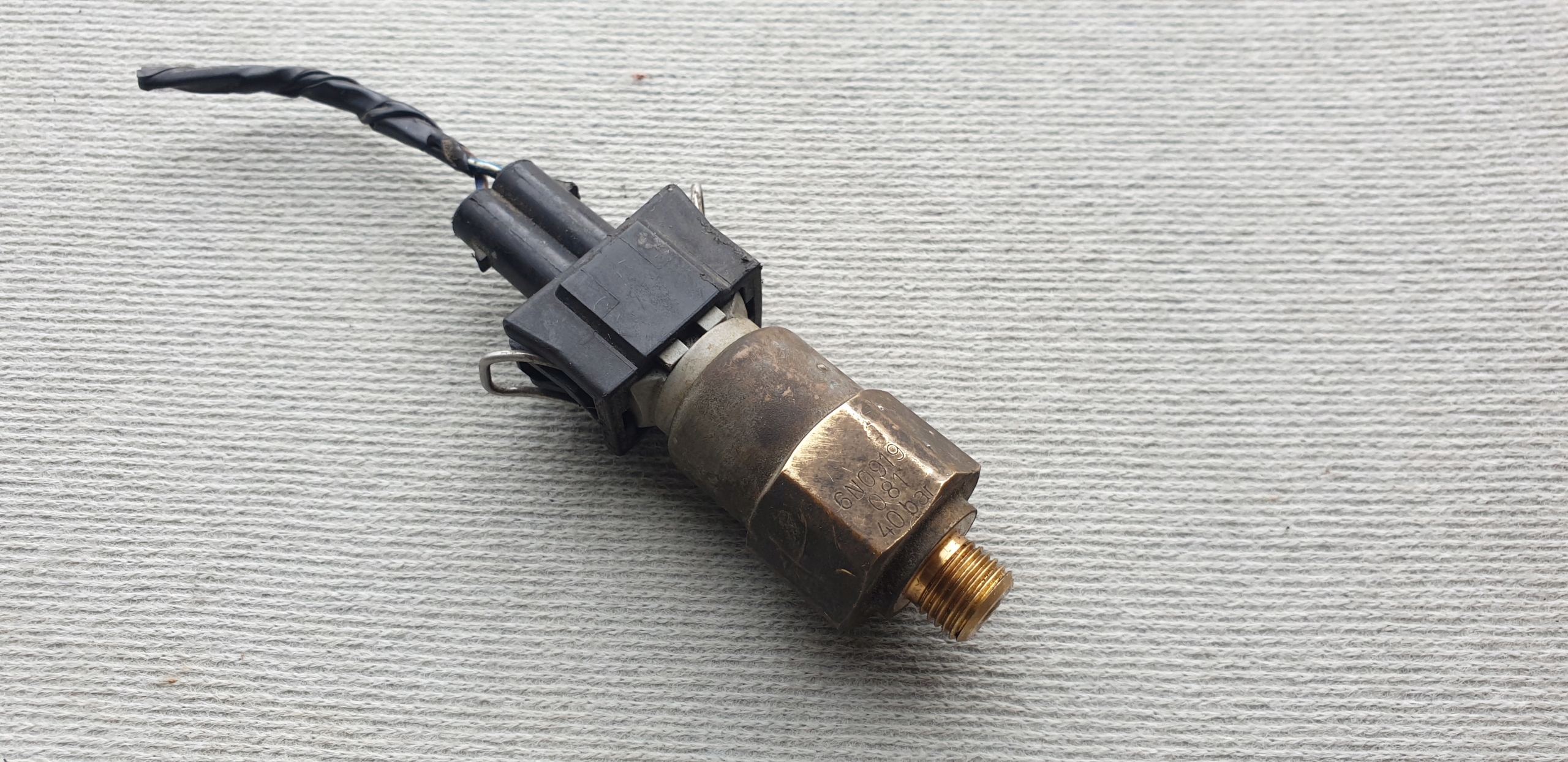 sensore pressione SERVOSTERZO volante VW SEAT SKODA AUDI 6N0919081