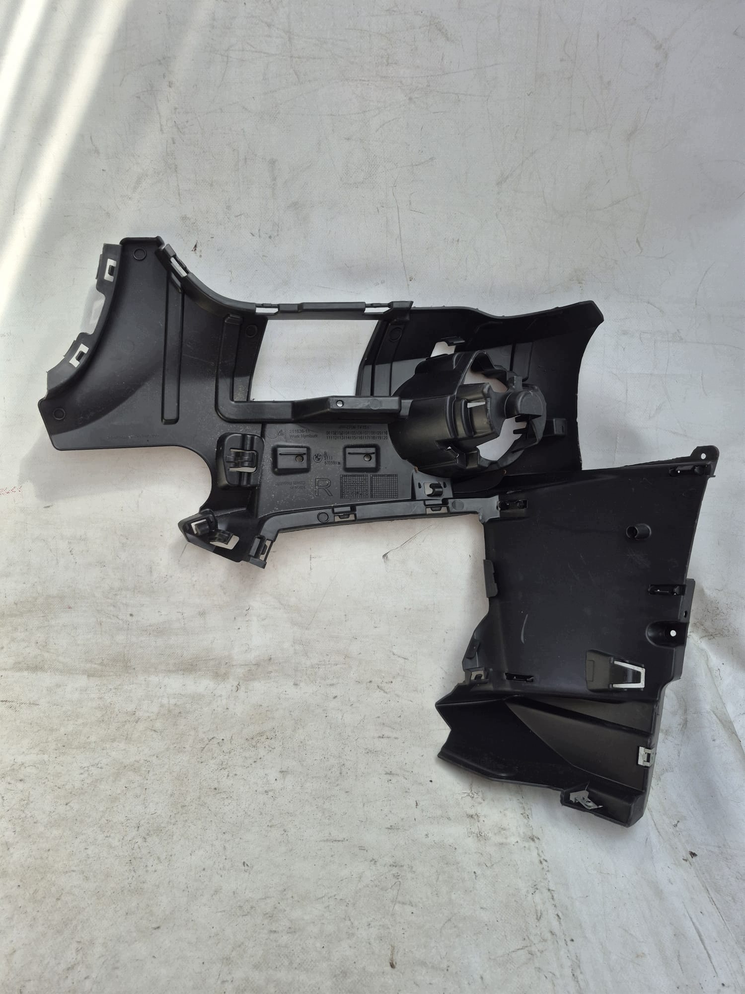 BMW X1 F48 m-packet bumper bracket front front right 5111805989