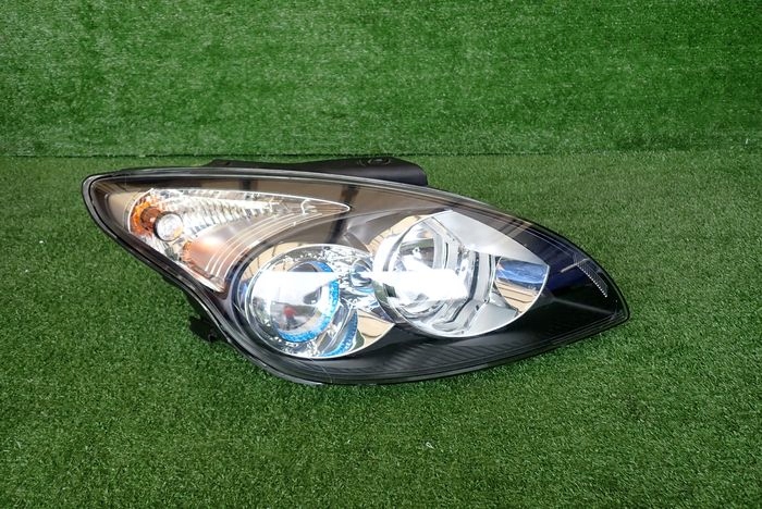 HYUNDAI I30 07-12 reflektor right light right ANGLIK