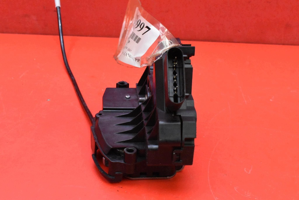 lock door right front front EU 8A6A-A21812-BF FORD FIESTA MK7 5D HB 08