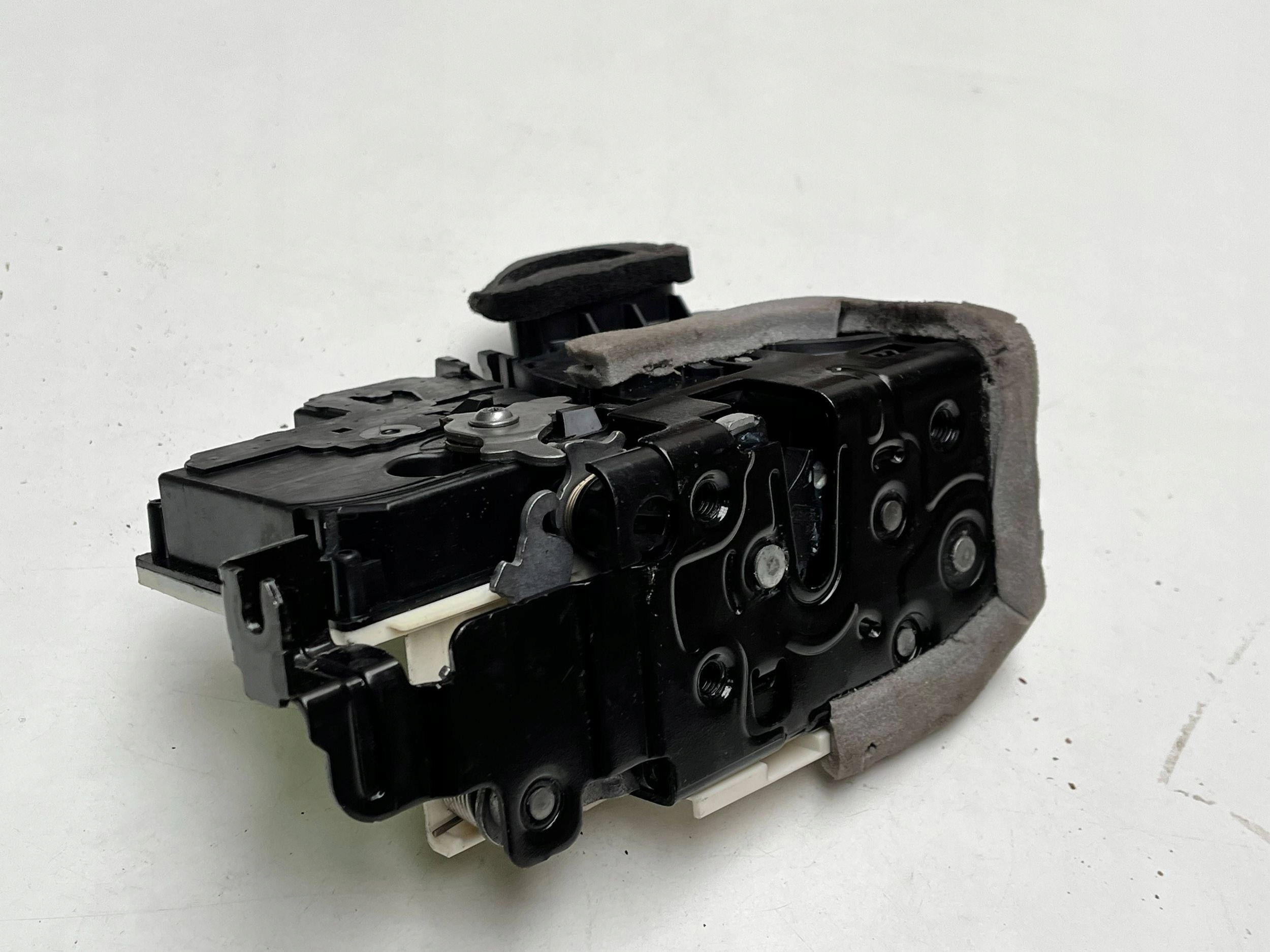 lock door right rear part AUDI Q8 SUV 4K0839016R !J