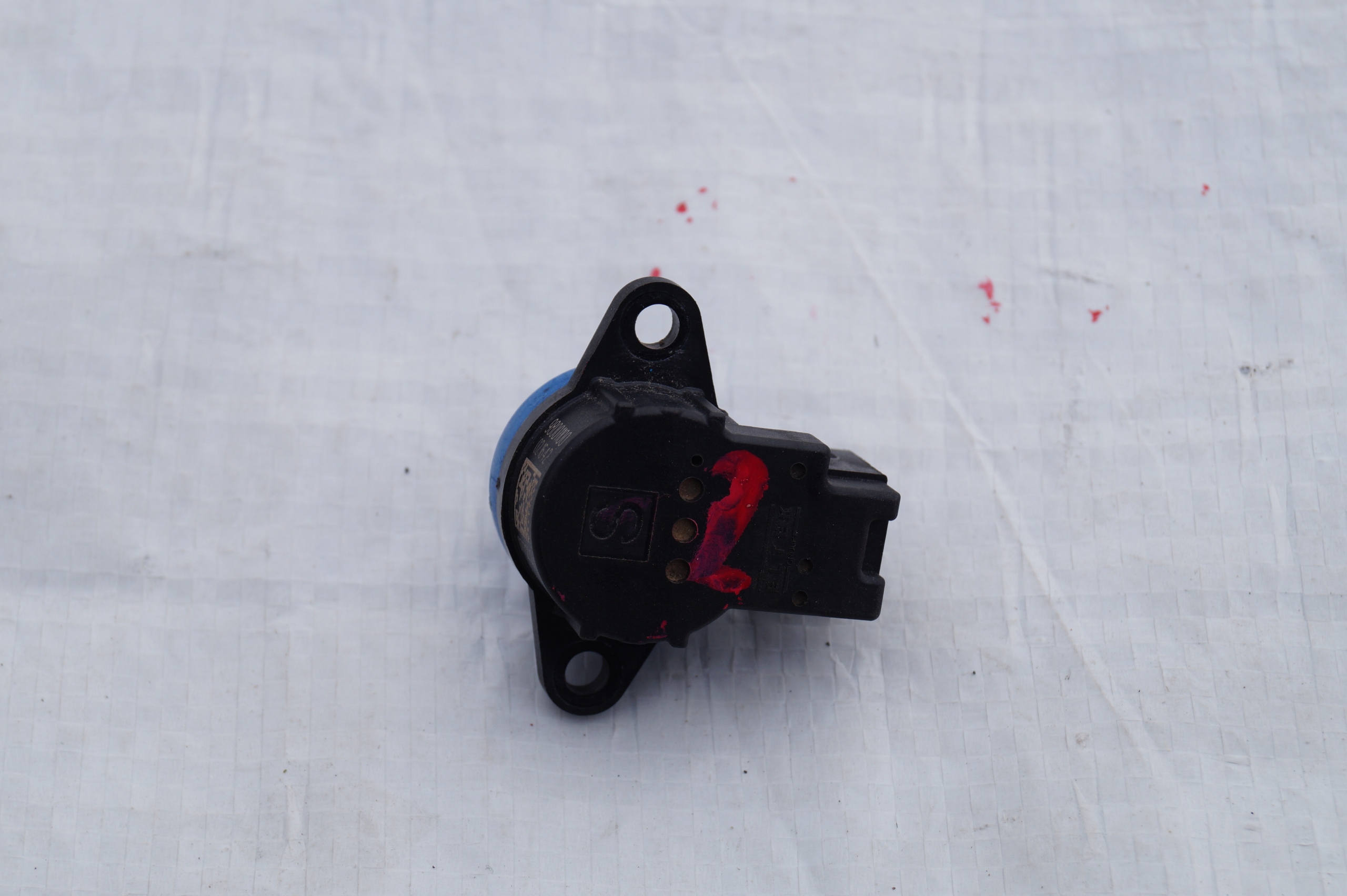 ZAWOR CZUJNIK ADBLUE MERCEDES 98001100 Engine Type Diesel