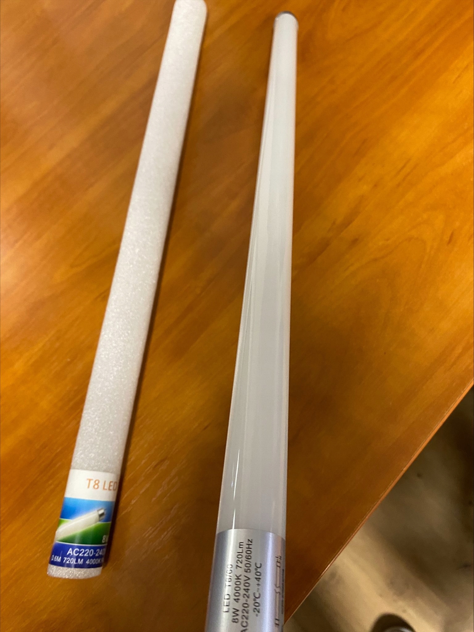 ŚWIETLÓWKA LED 60CM 8W T8 4000K G13 JEDNOSTRONNA Marka inna