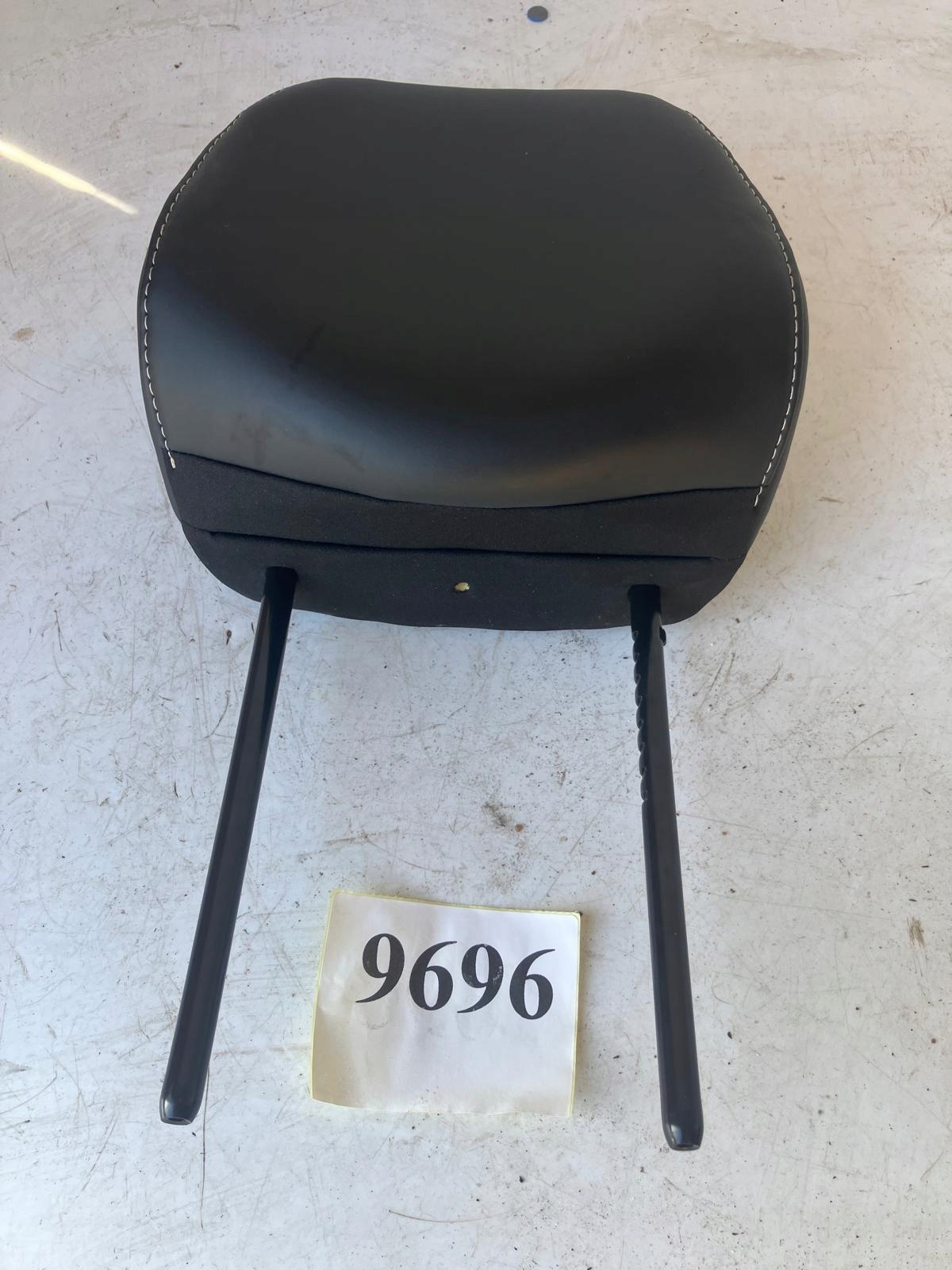 rest seat RENAULT MEGANE IV leather BIALA NITKA right left front