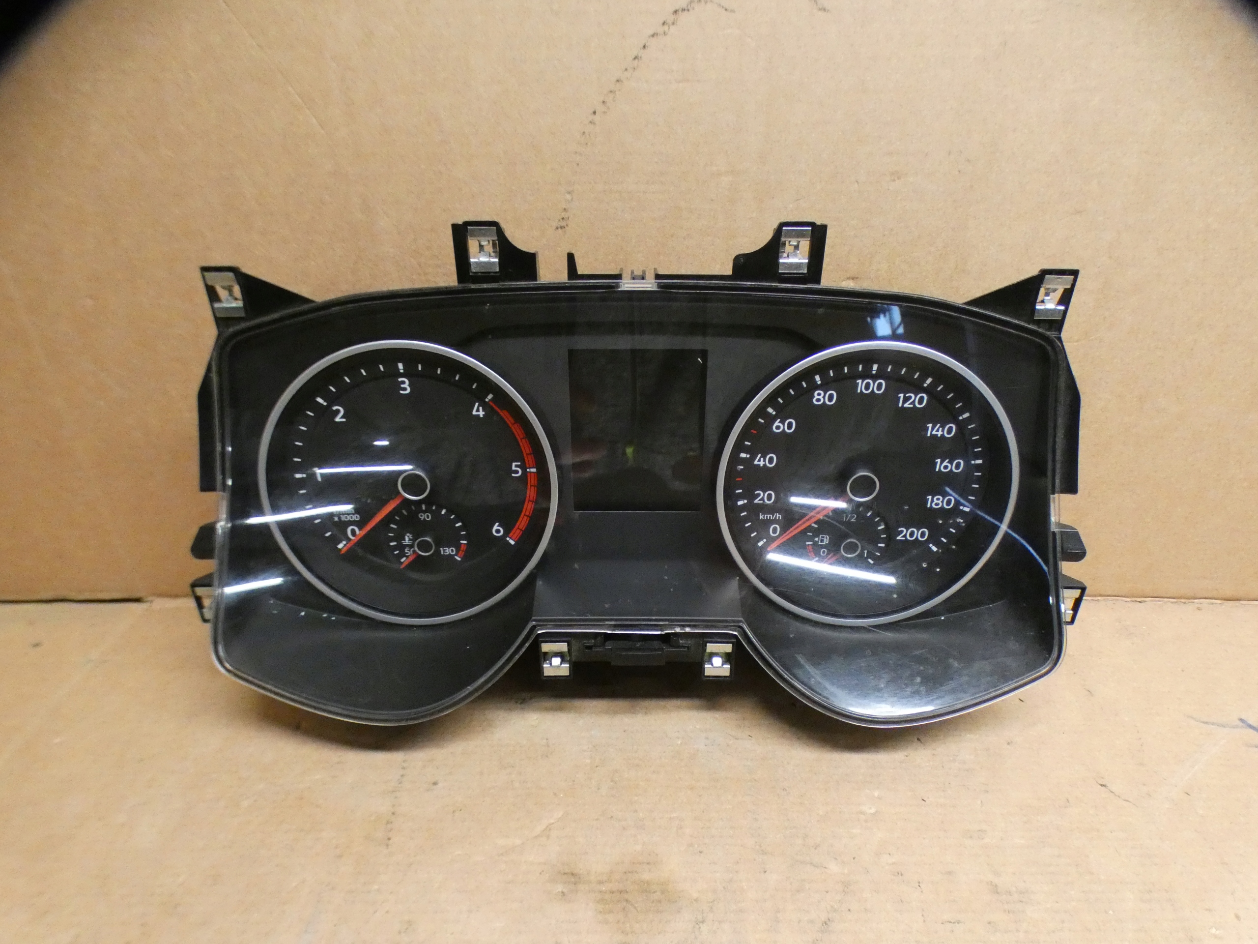 dials dials 7C0920741B VW Crafter II 2.0 TDI