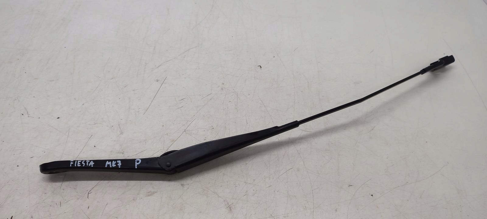 wiper arm right Ford Fiesta MK7