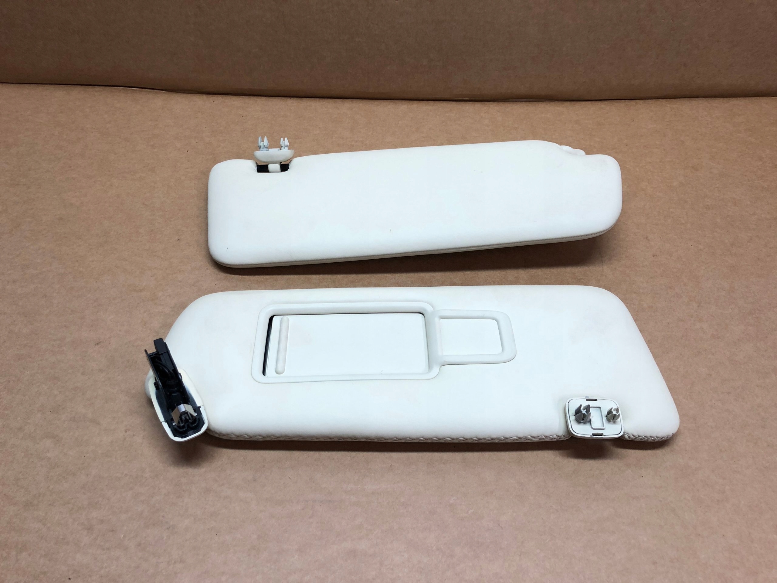 AUDI A5 8T cover visor PRZECIWSLONECZNA leather