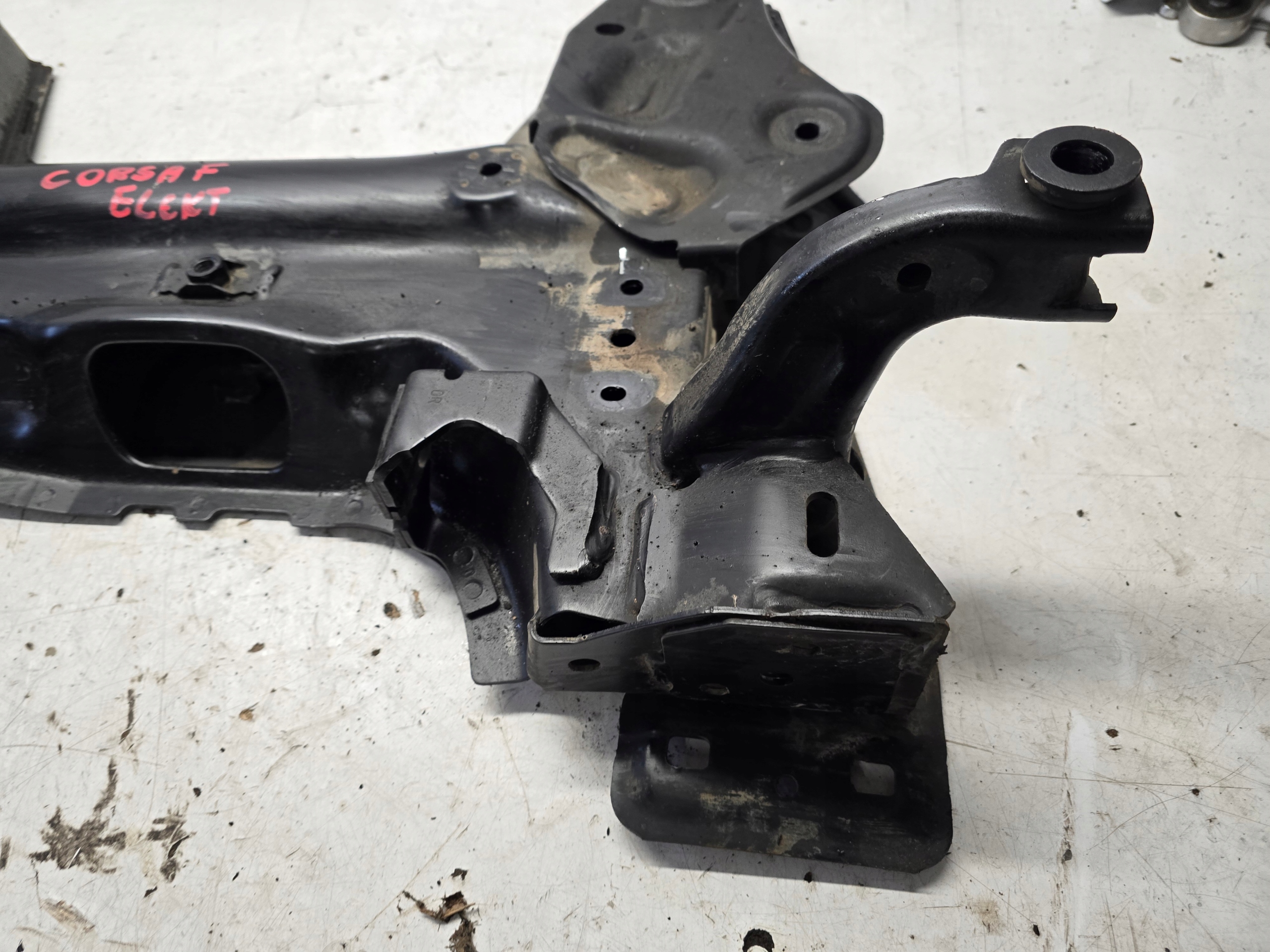 OPEL CORSA-E F ELEKTRYK MOKKA-E E-208 axle beam subframe TRAWERS front