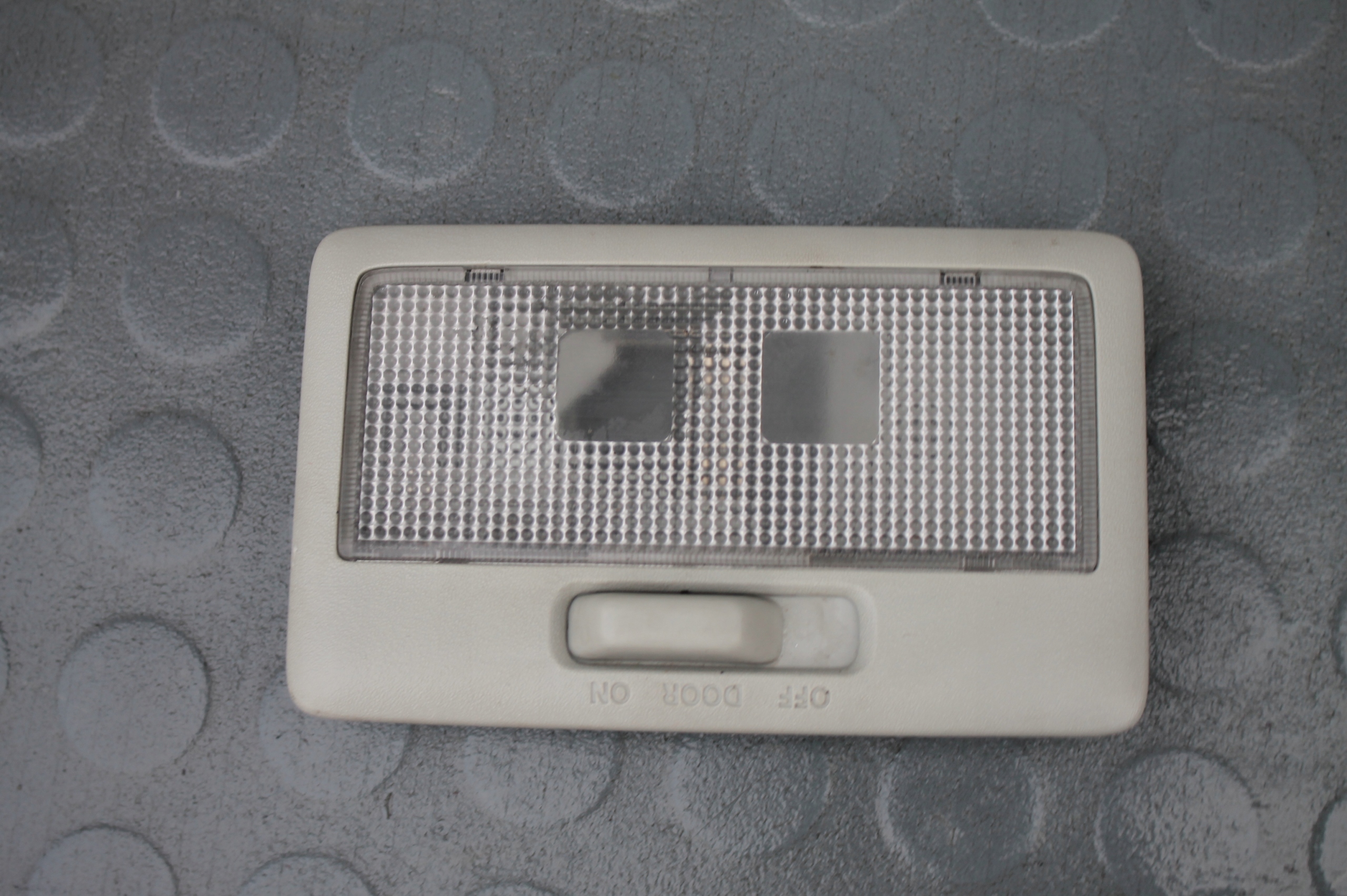 ЛАМПА ВНУТРЕННЕГО ОСВЕЩЕНИЯ GRAND VITARA II 05-14