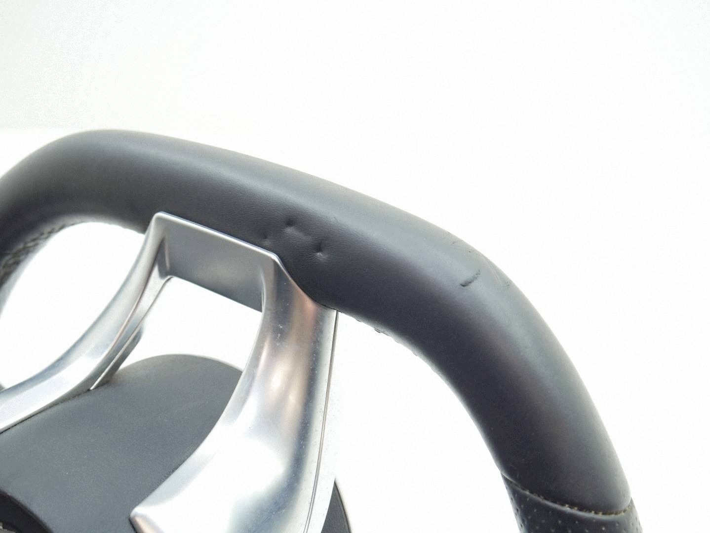 volant cuir MULTI avec la direction MERCEDS C W205 C63 AMG A2054602403