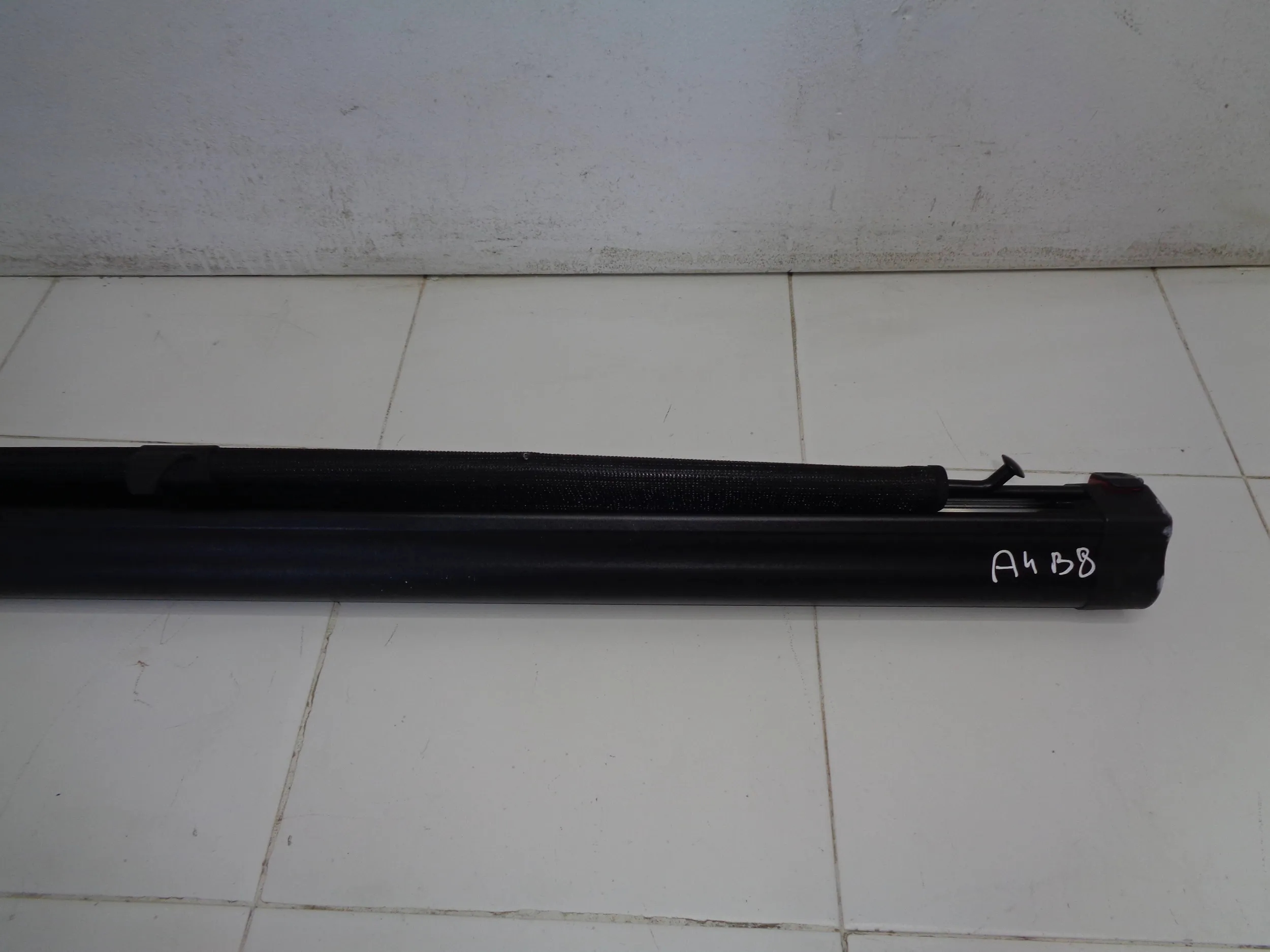 AUDI A4 B8 blinds net boot 08R