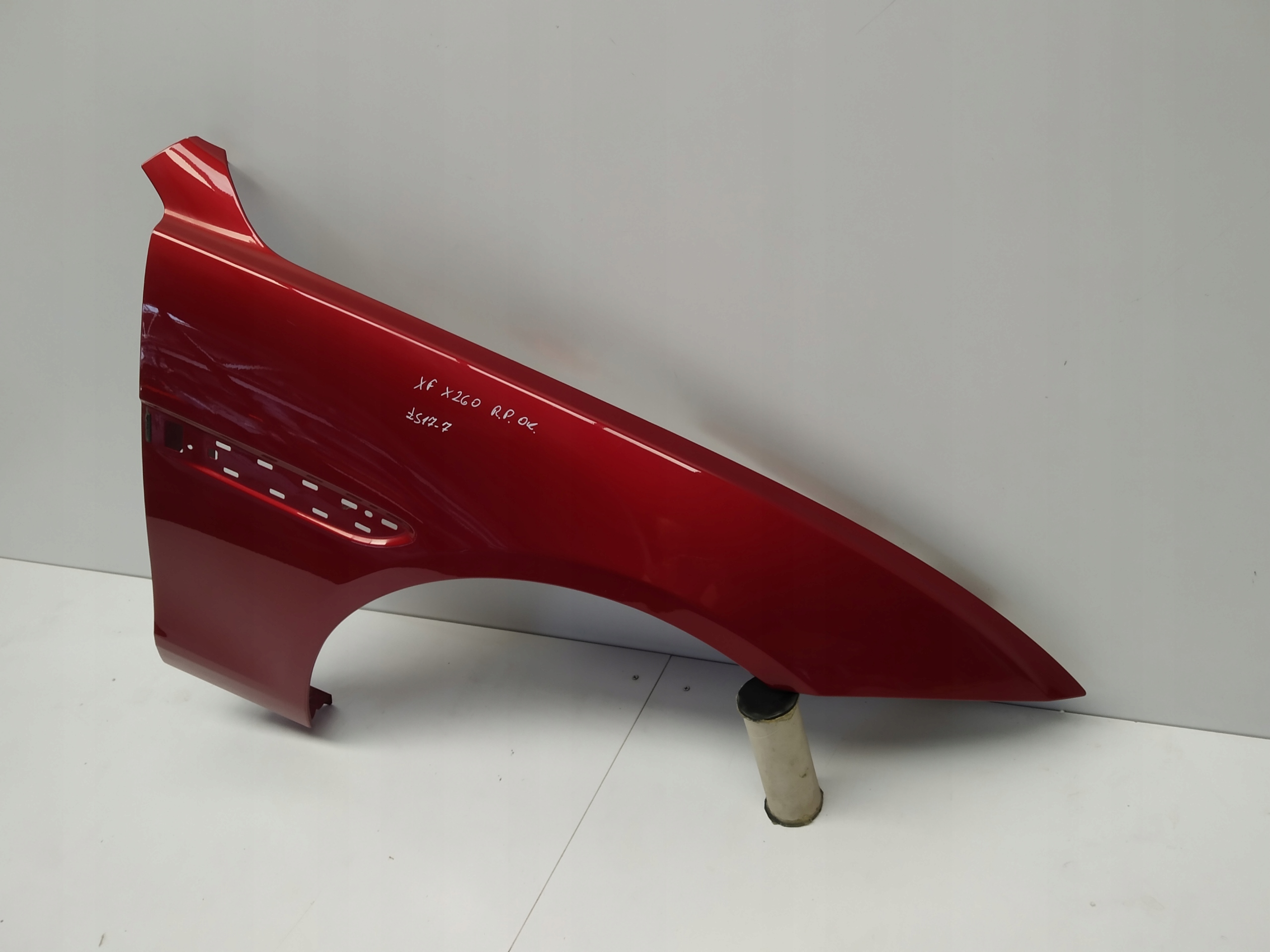 15+ Jaguar XF II X260 fender front right original