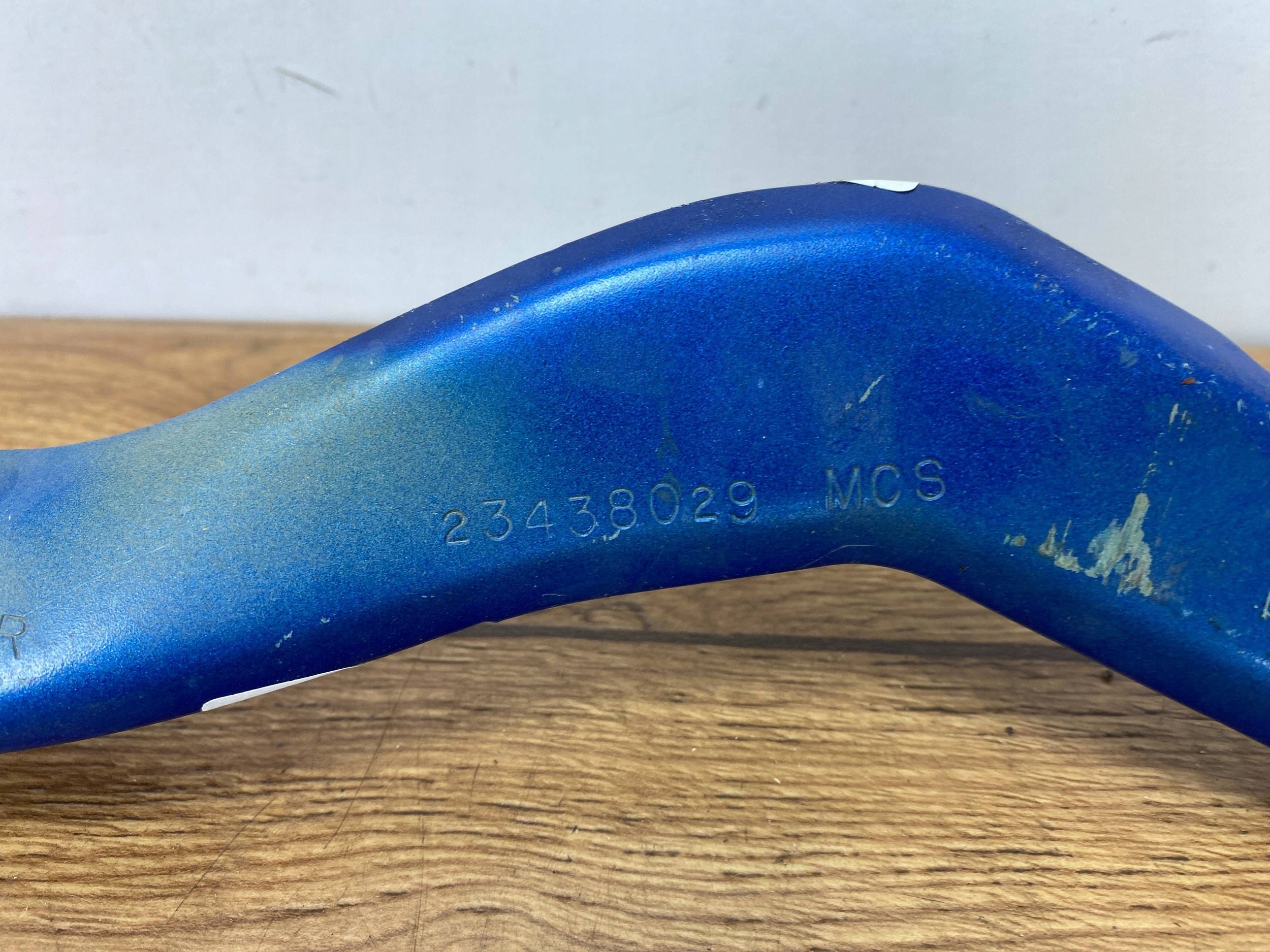Support plaque Aile Chevrolet Camaro 2016+