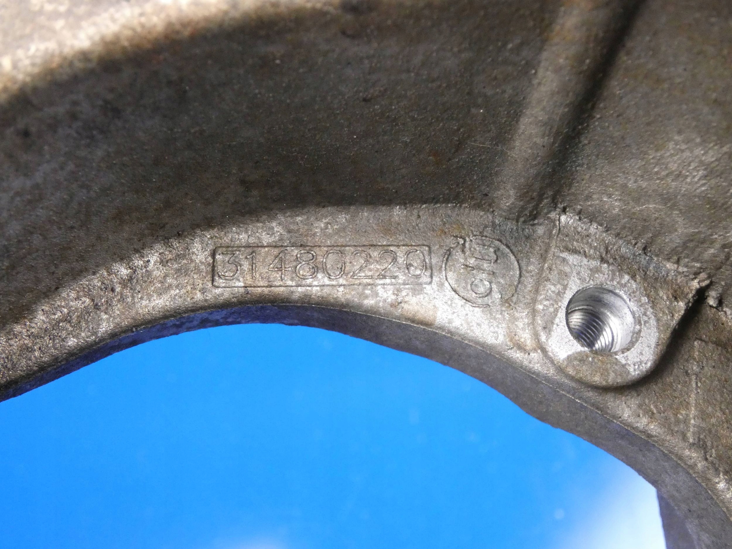 VOLVO S60 II V60 XC60 V90 XC90 2.0 D4 Support Demi axe Support Support plaque