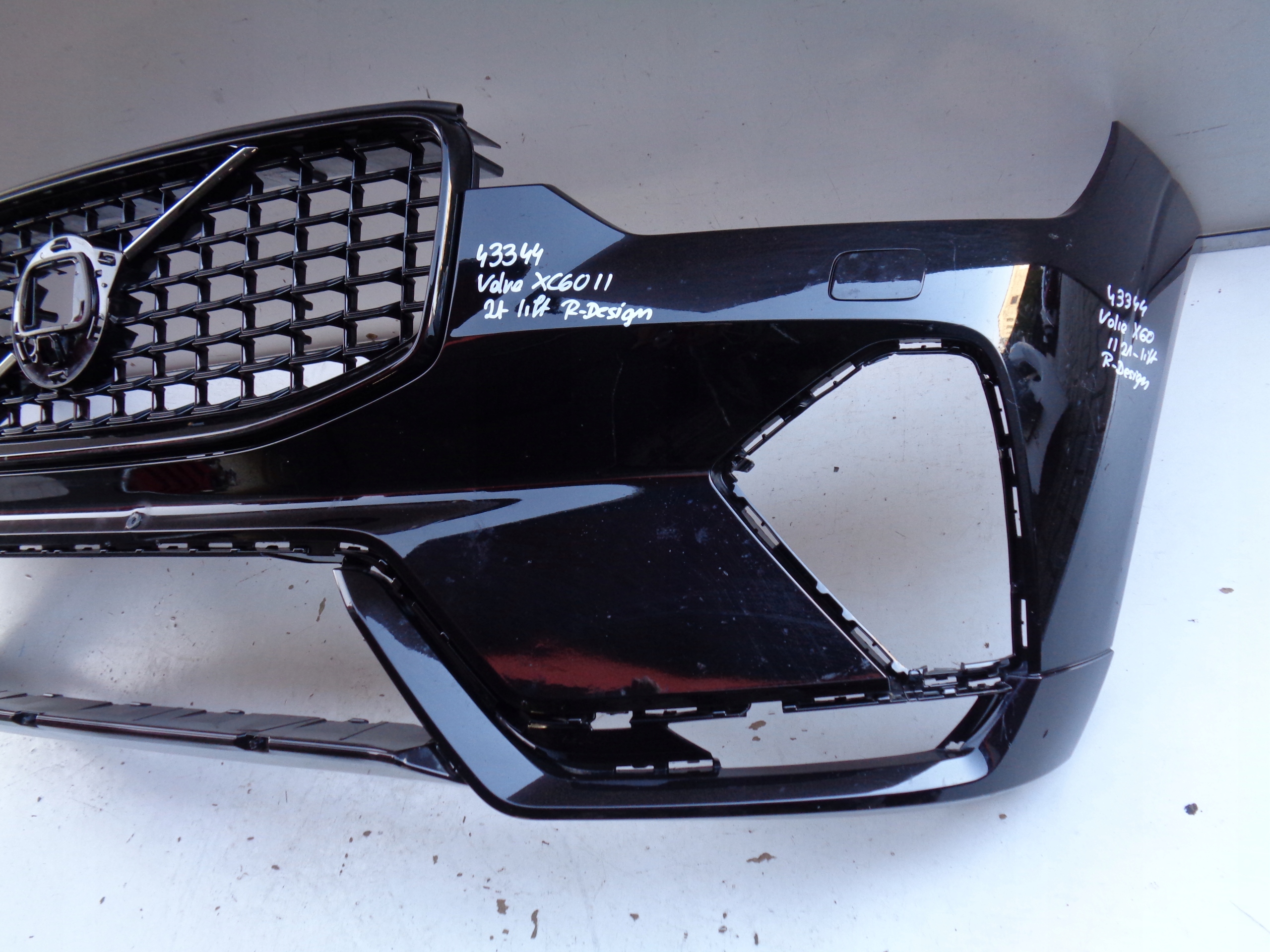 front bumper VOLVO XC60 II 21- LIFT R-design NR 43344