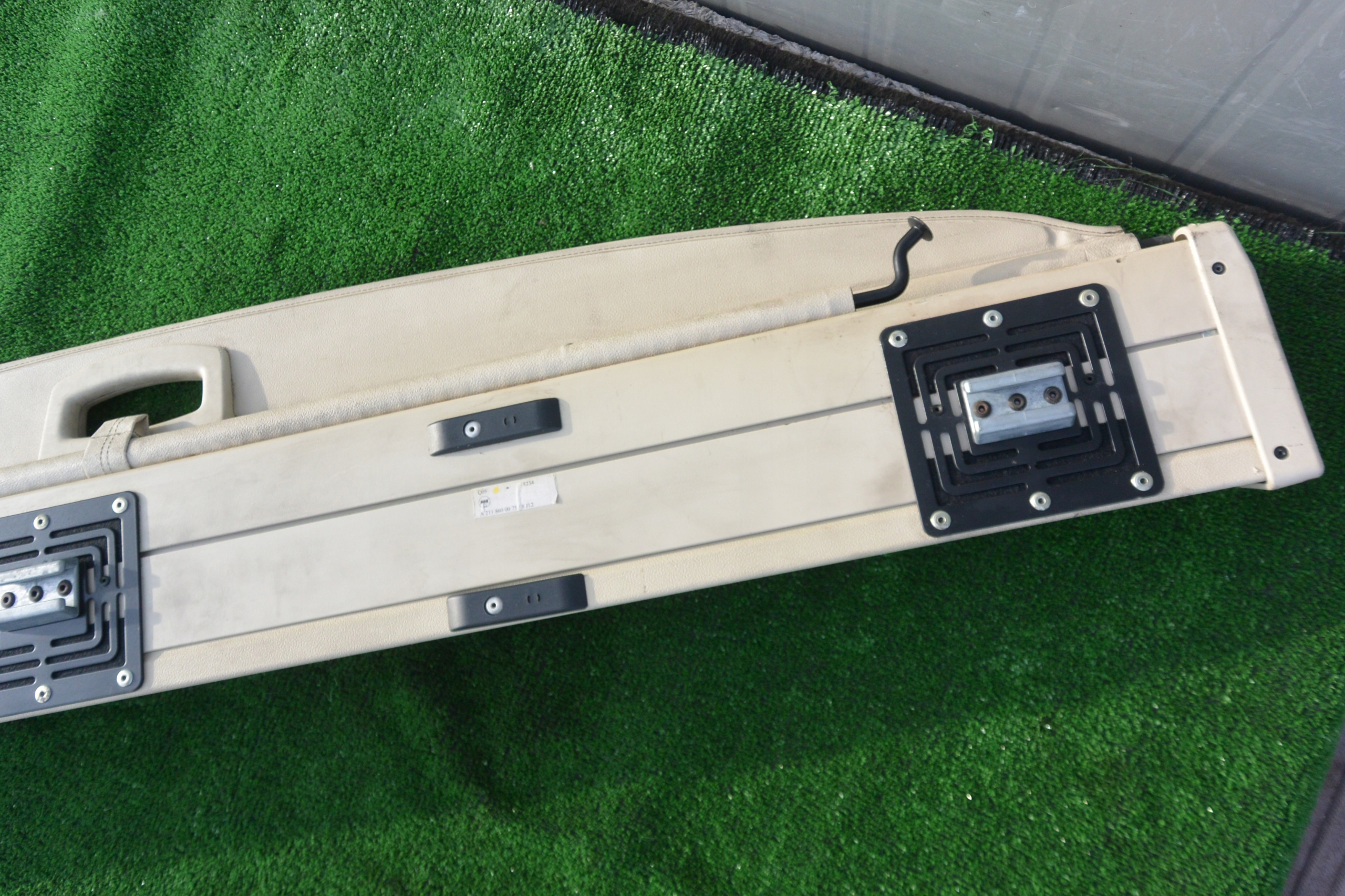 blinds boot beige W211 MERCEDES-BENZ KOMBI