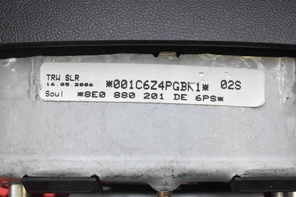 airbag řidičů 8E0880201DE AUDI A4 B7 04-08