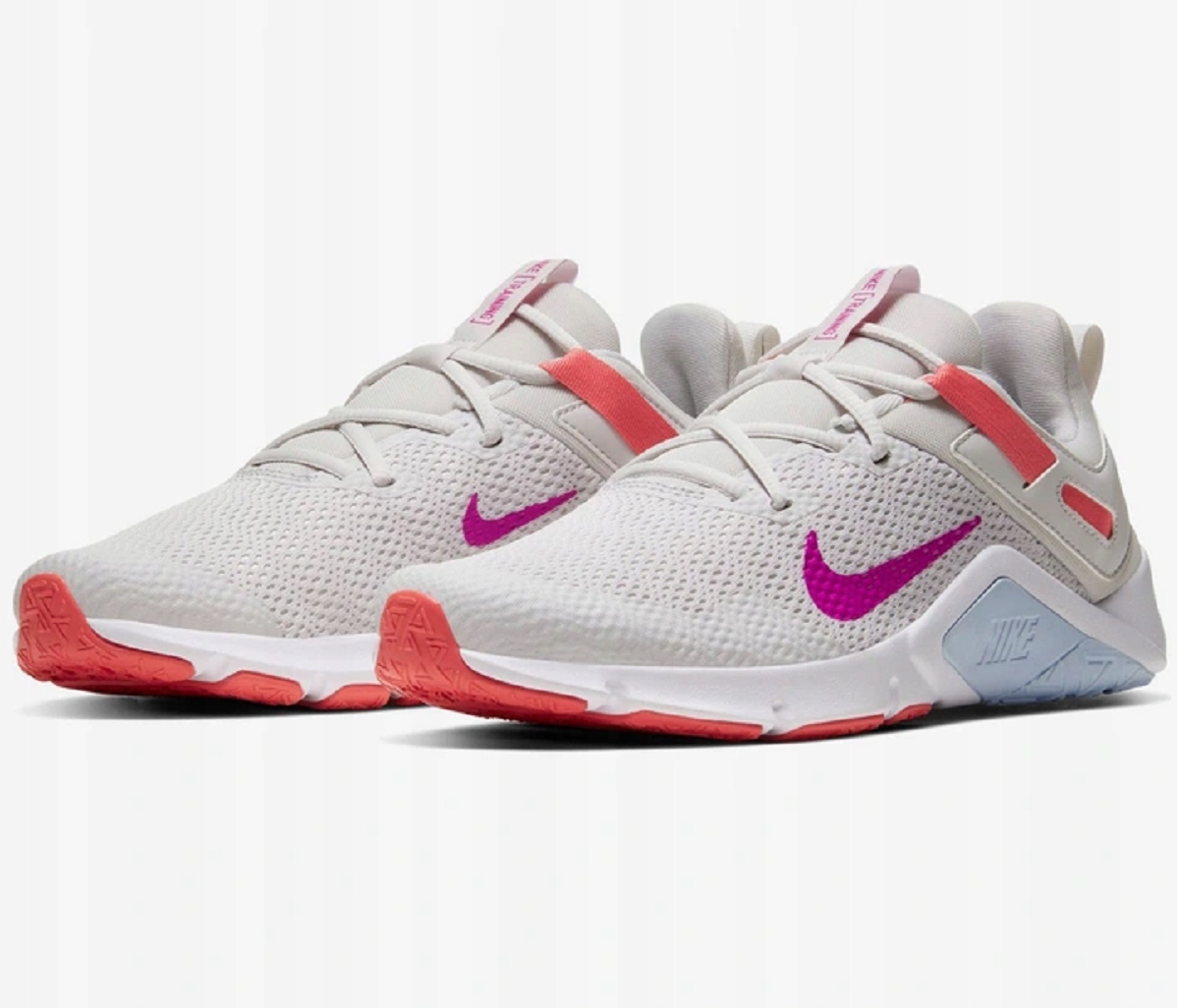 

Nike Wmns Legend Essential