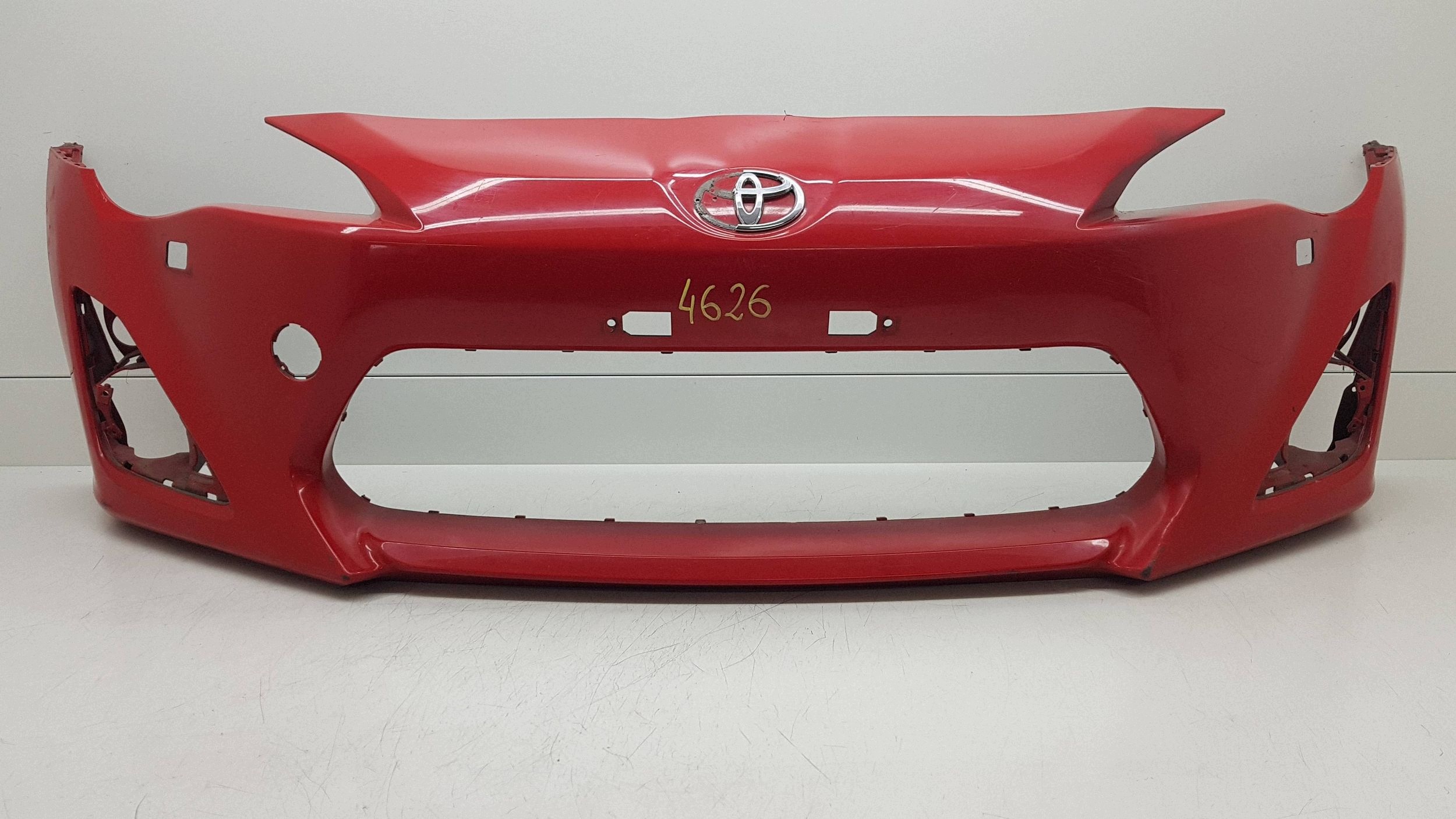 TOYOTA GT86 GT-86 2012 - bumper front 57704CA000