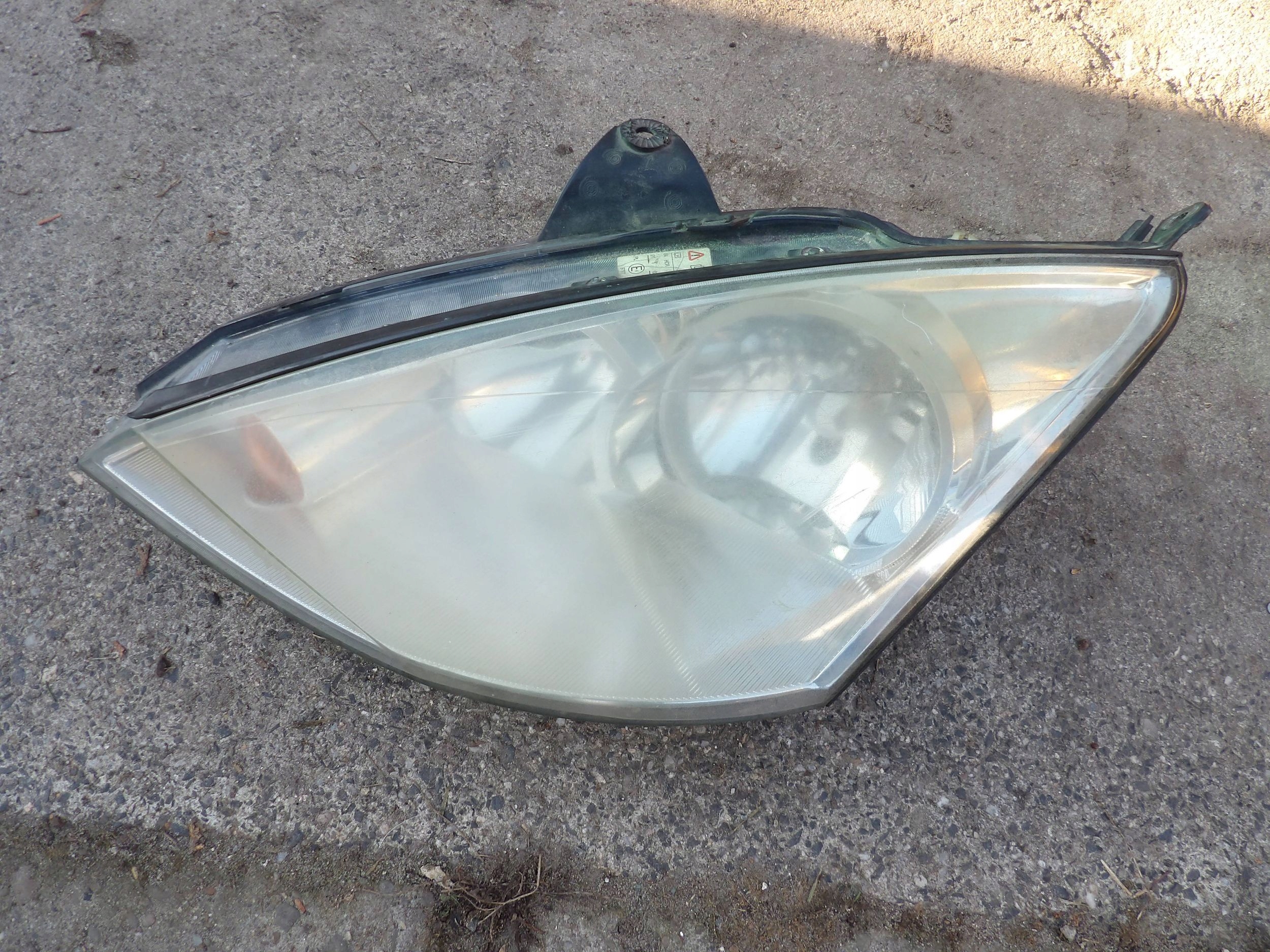 FORD FOCUS MK1 FL LIFT 2004 light front left