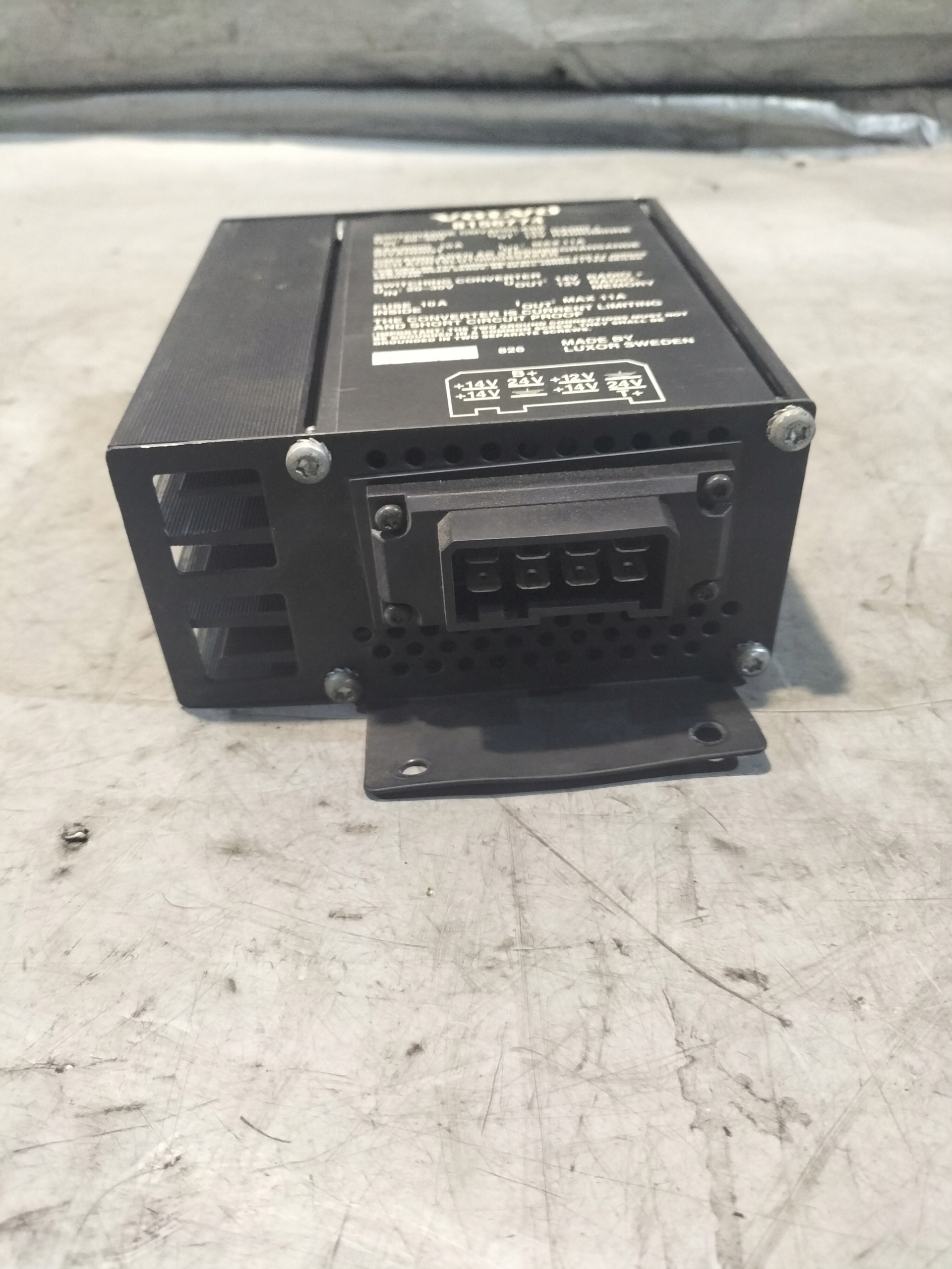 control unit VOLVO 8156774
