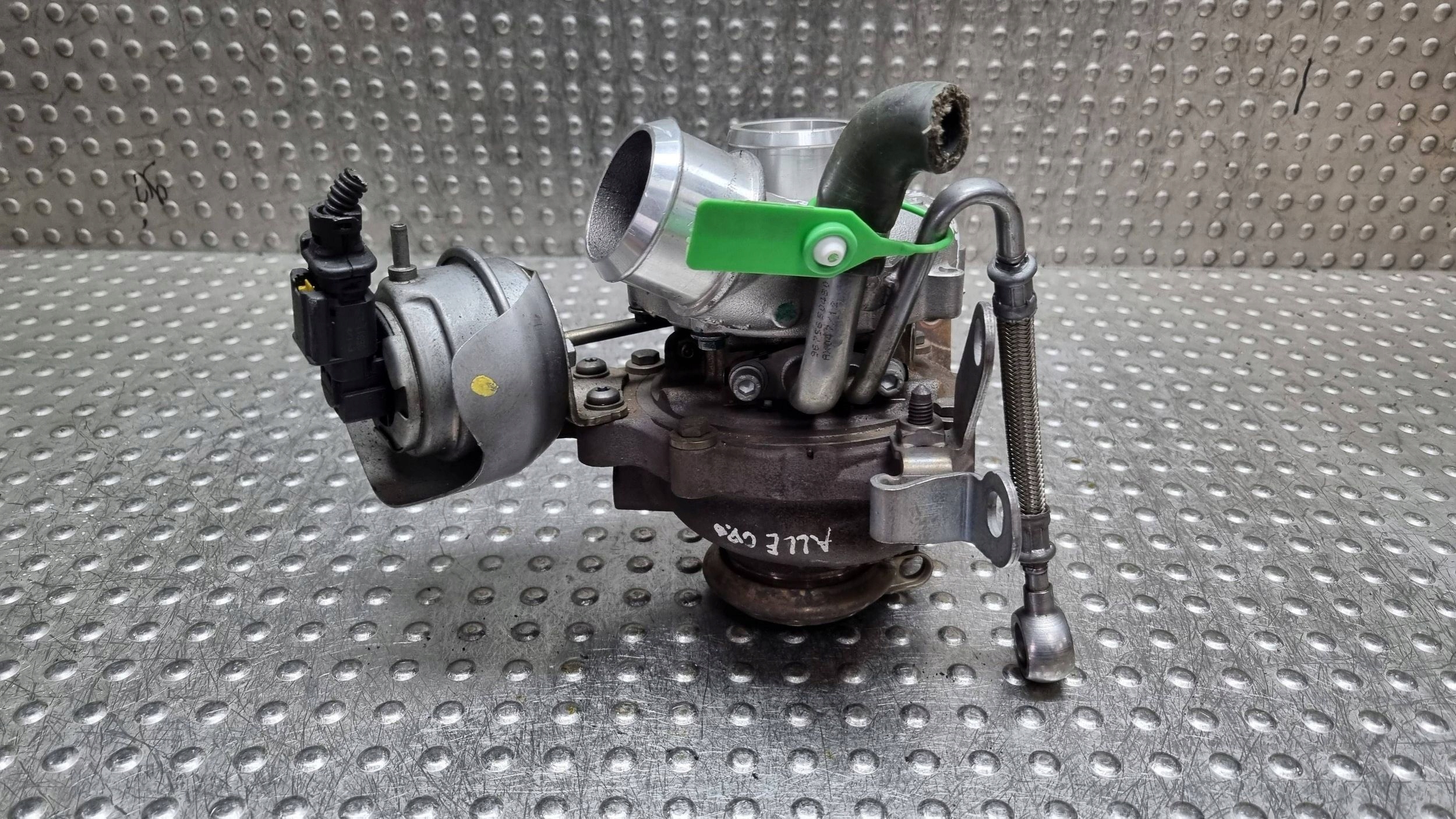 Turbo 9677063780 FORD FOCUS MK3 C-MAX MK2 MONDEO MK4 2.0 TDCI