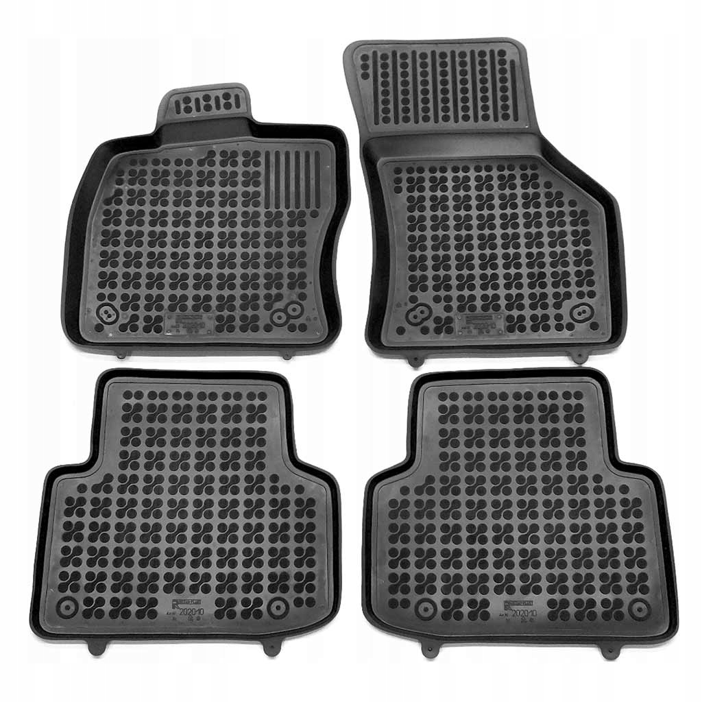 Seat Leon IV 2020- dywaniki gumowe korytka