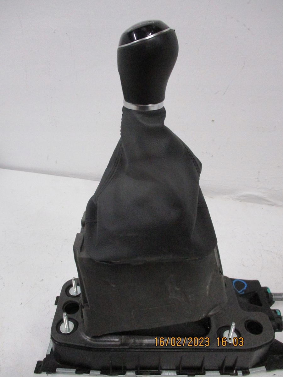 MÉCANISME ENGRENAGE POMMEAU VW T ROC 2GA 2GA711061A