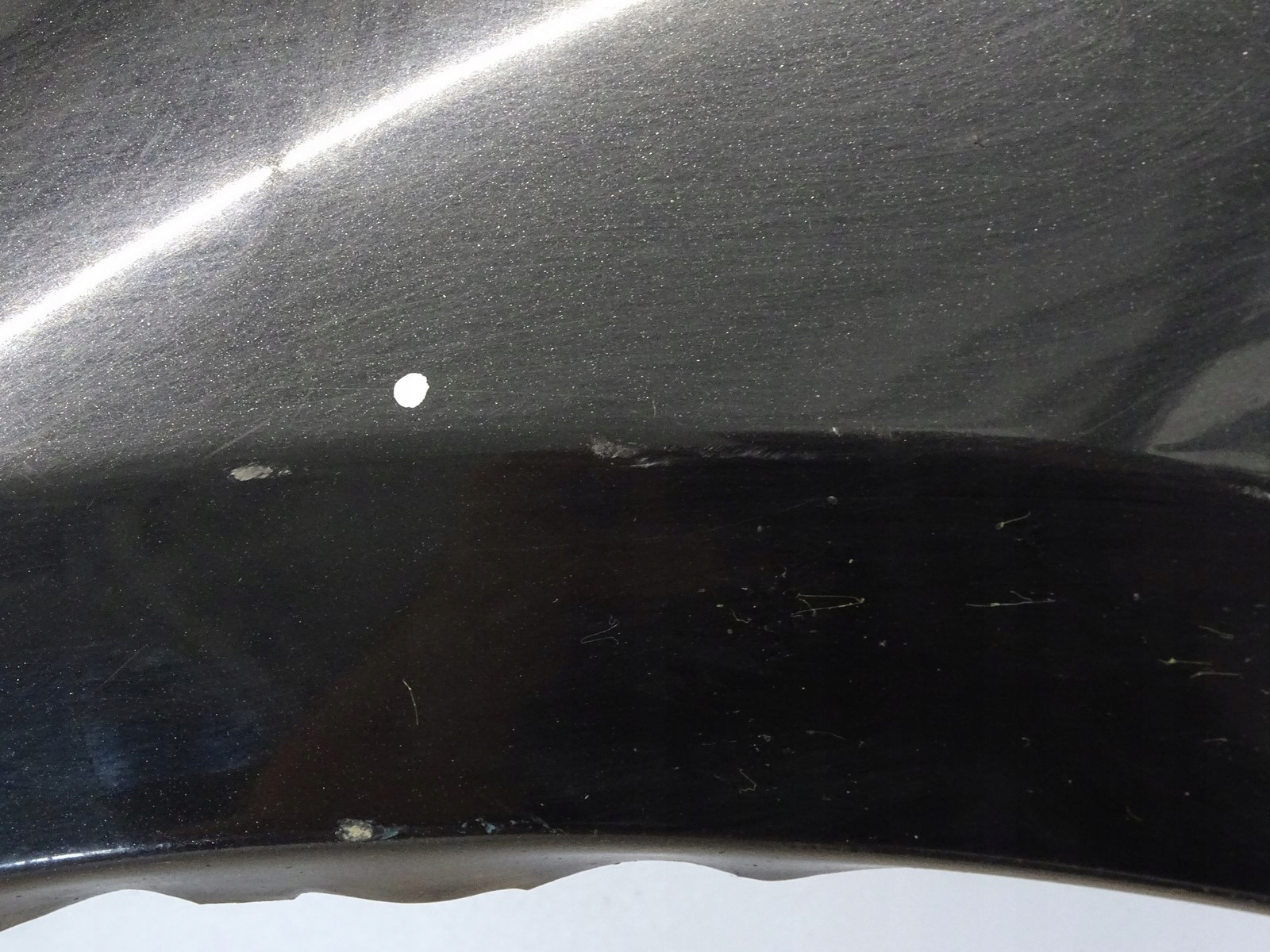 fender left front front CHRYSLER 300C and black PXR